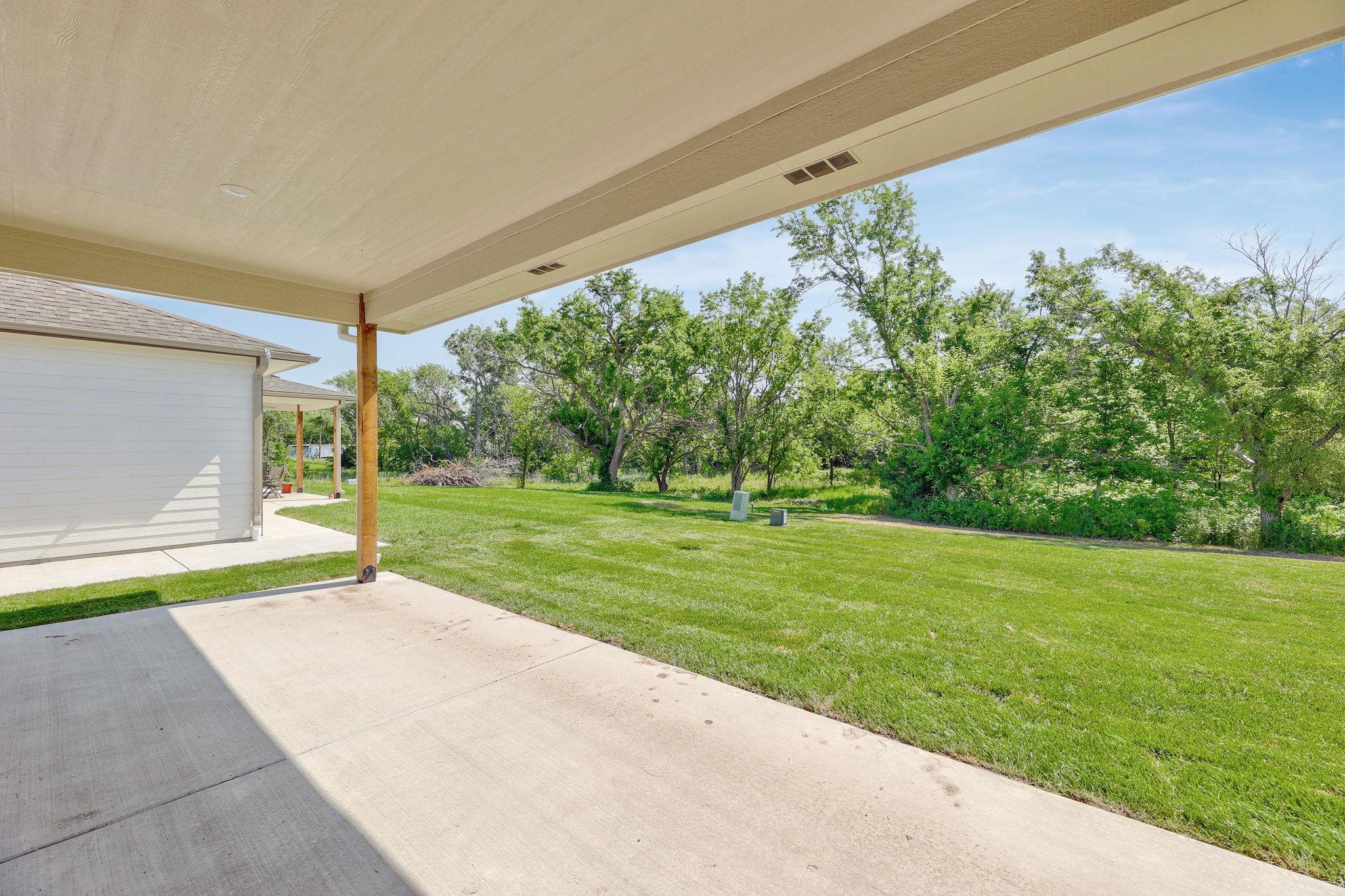 1208 Stutzman St, Halstead, Kansas image 29