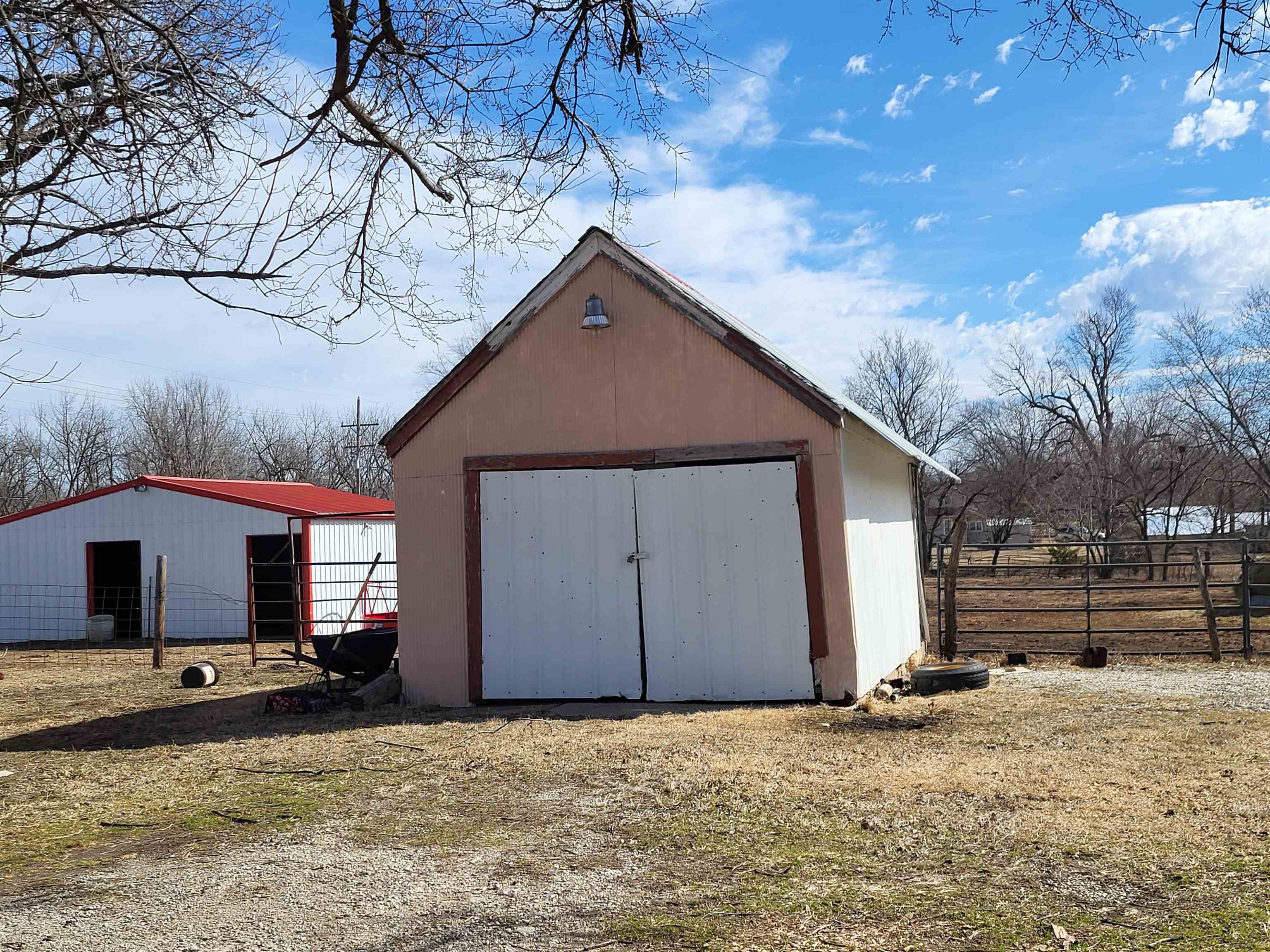 1240 N Poplar St, Eureka, Kansas image 1