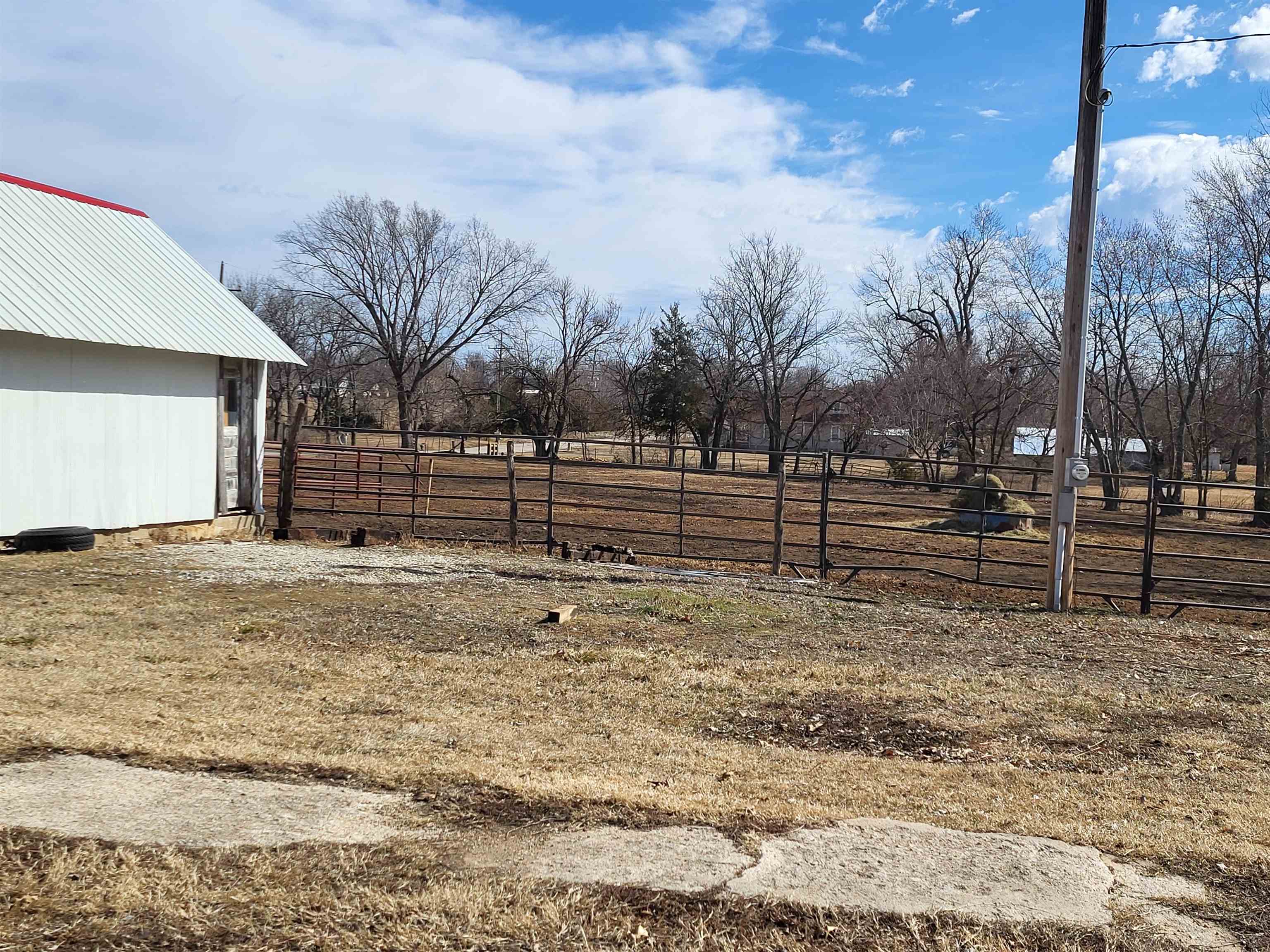 1240 N Poplar St, Eureka, Kansas image 7