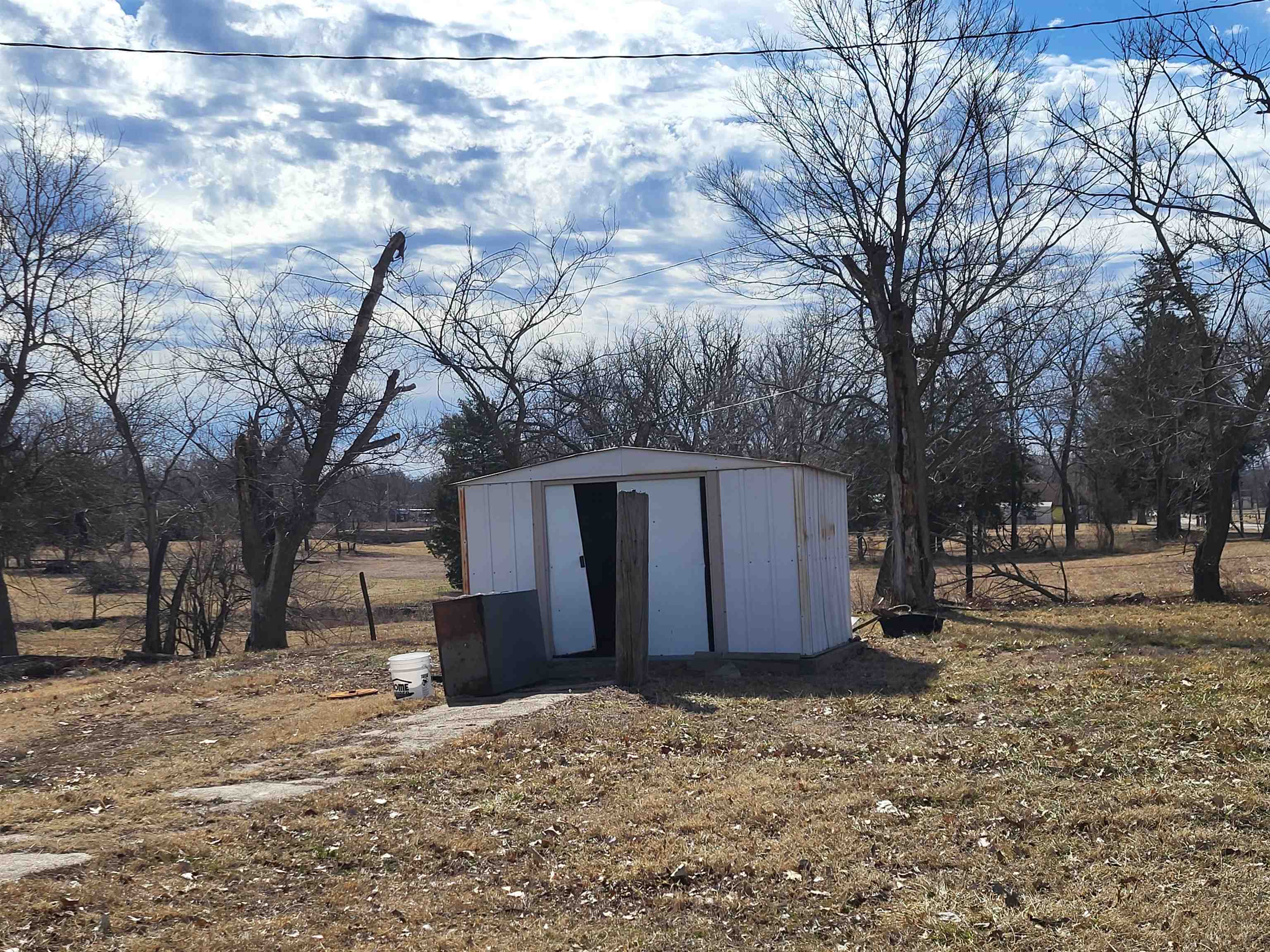 1240 N Poplar St, Eureka, Kansas image 8