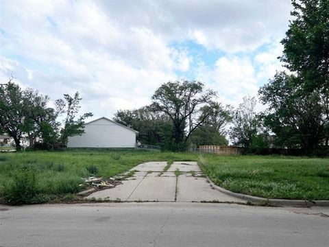 Vacant Land For Sale - 721 N Madison Ave<br/> Sedgwick County, Wichita, KS 67214