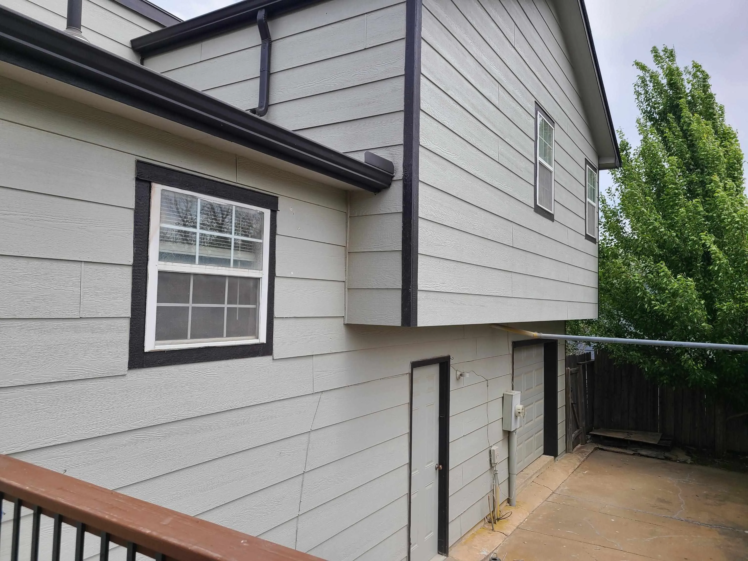 Wichita, Kansas 67220, United States, 3 Bedrooms Bedrooms, ,3 BathroomsBathrooms,Residential,Pending,111112