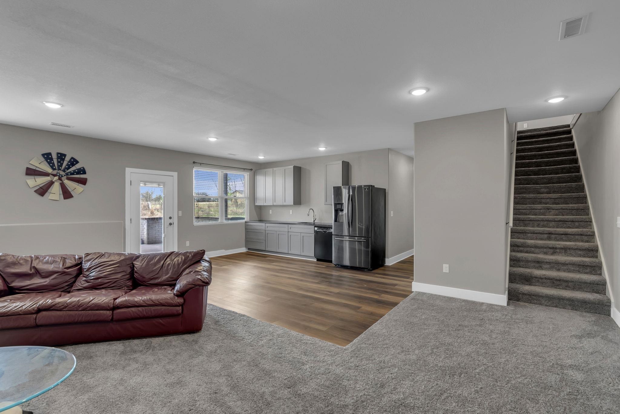 159 N Longhorn Cir, Clearwater, Kansas image 23