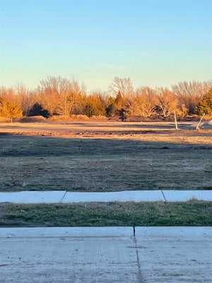 1310 MAIN ST, HALSTEAD, KS 67056 - Image d7f3aa0ce75260768f045fb5f7920cfc/3714913096