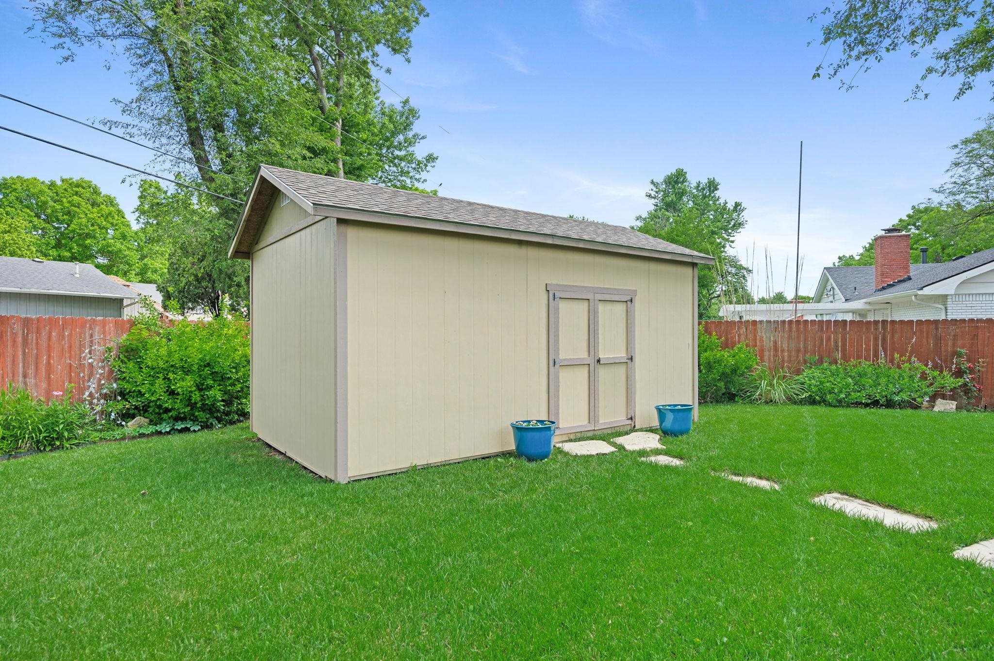 6606 E 10th St N St, Wichita, Kansas image 33