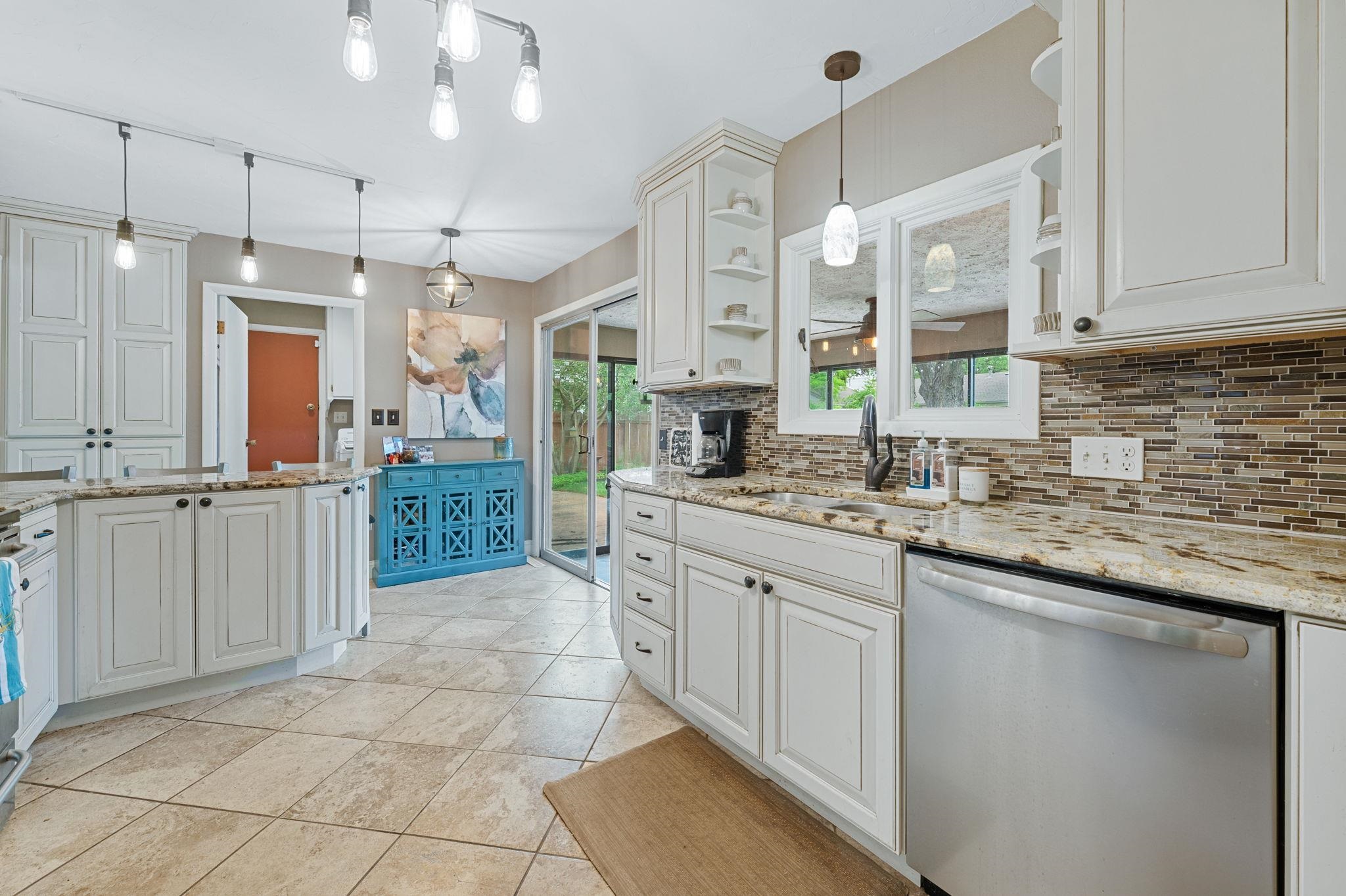 6606 E 10th St N St, Wichita, Kansas image 16