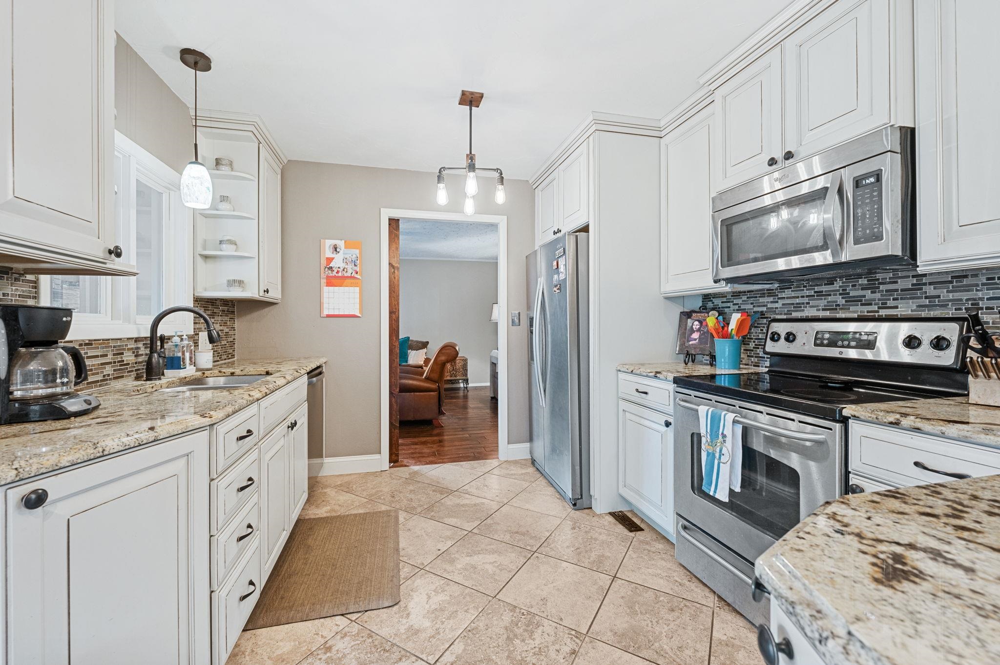 6606 E 10th St N St, Wichita, Kansas image 14