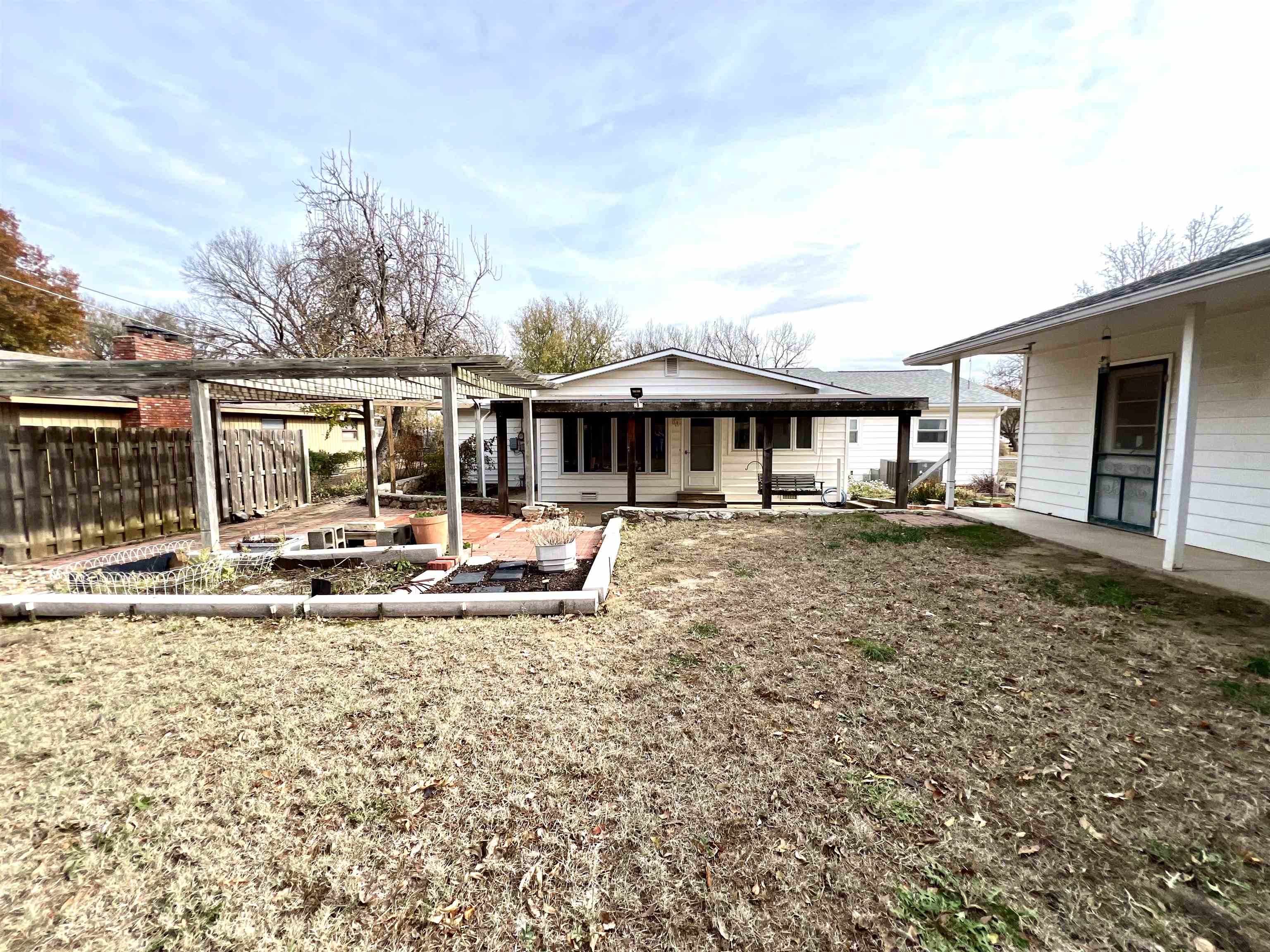 1211 N 7th St, Arkansas City, Kansas image 31