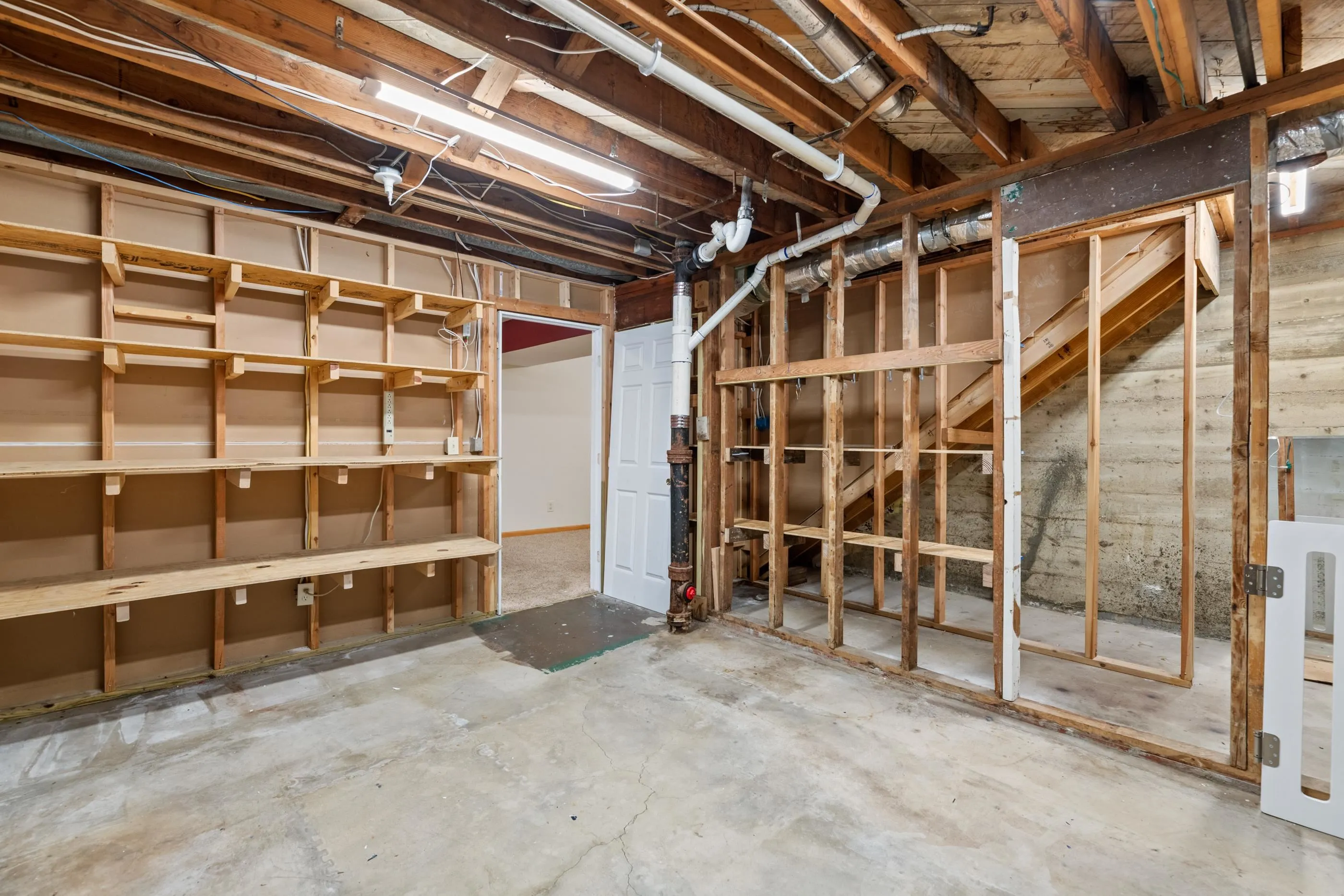 Wichita, Kansas 67216, United States, 2 Bedrooms Bedrooms, ,2 BathroomsBathrooms,Residential,Active,176726