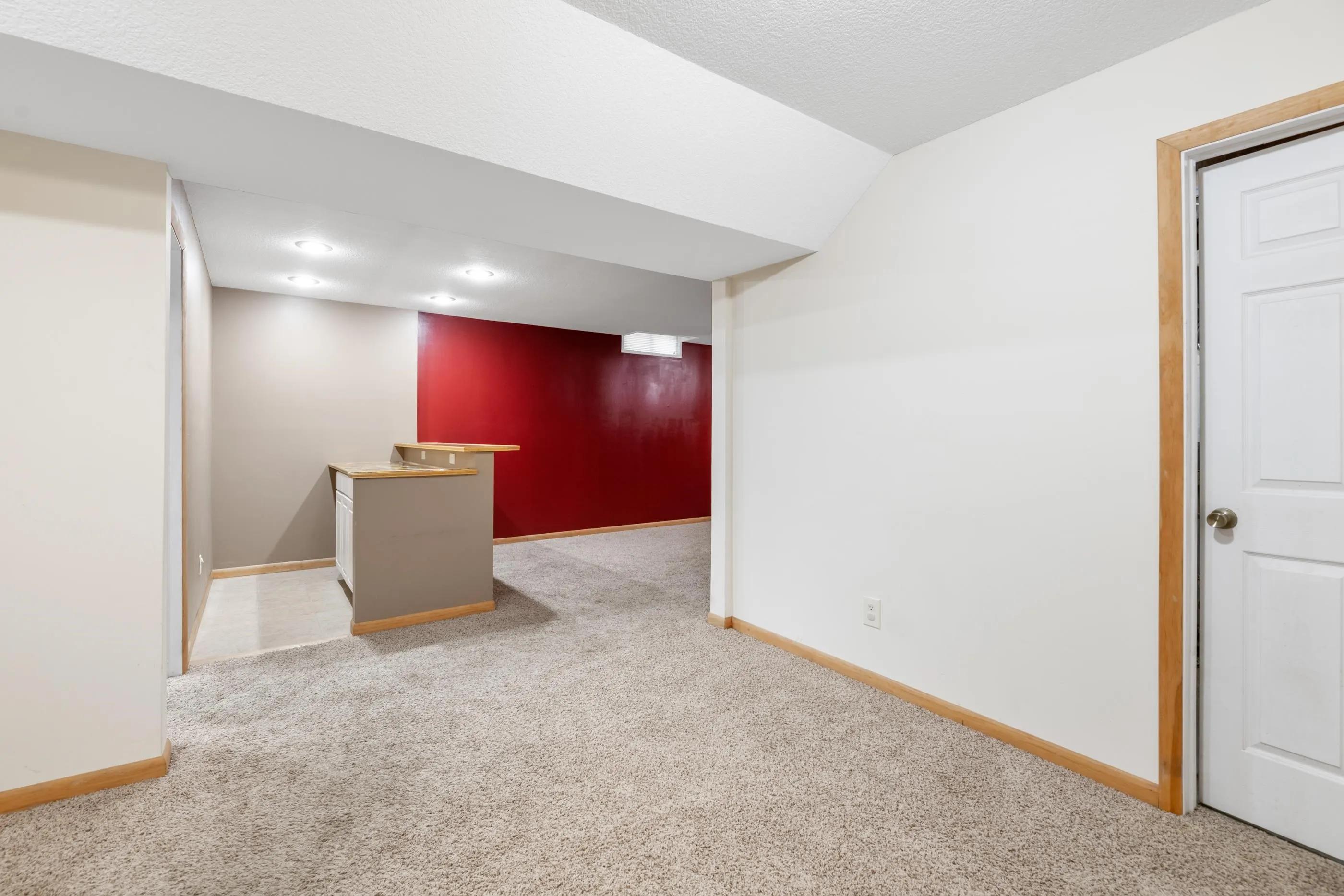 Wichita, Kansas 67216, United States, 2 Bedrooms Bedrooms, ,2 BathroomsBathrooms,Residential,Active,176726