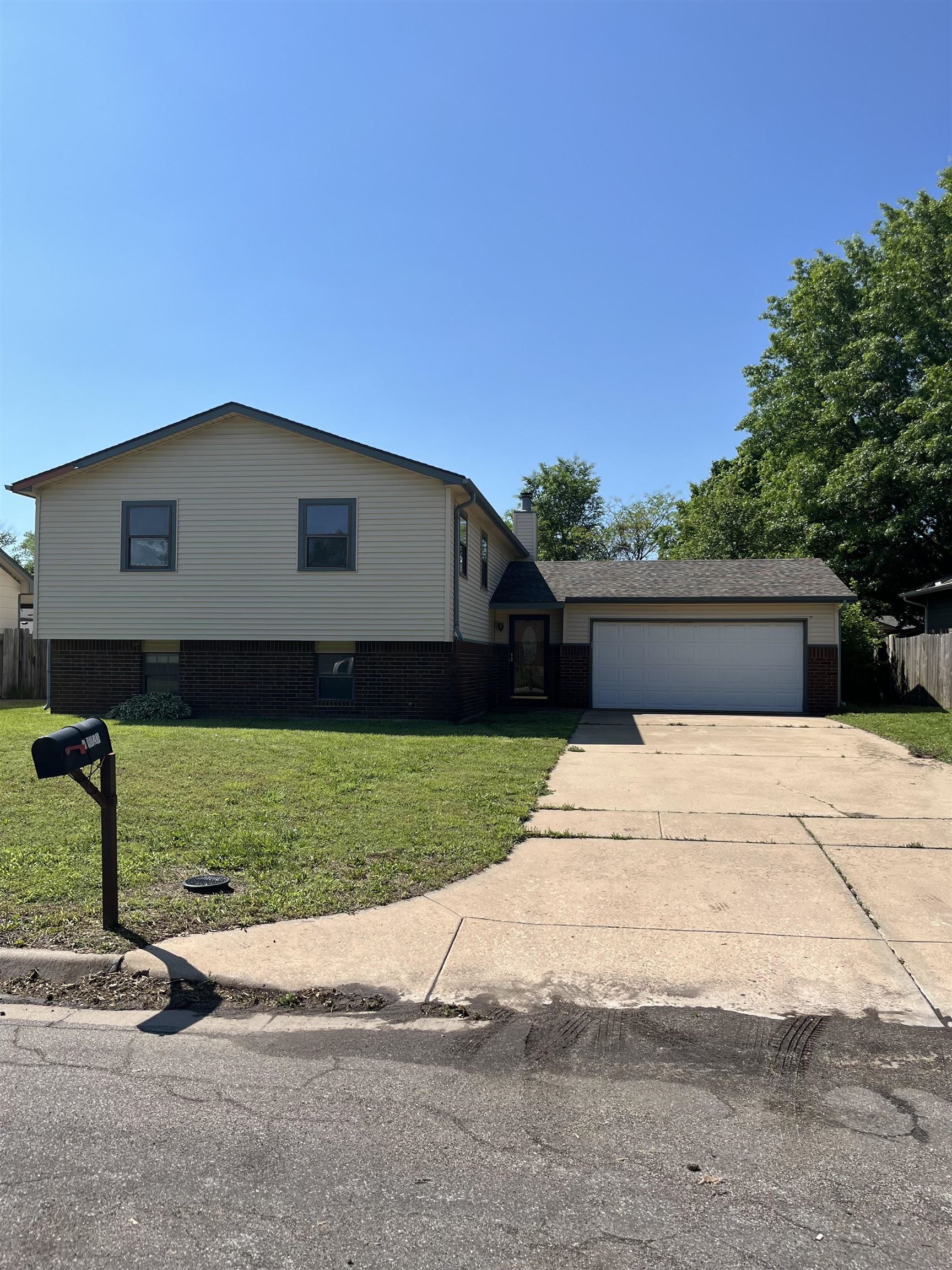 10023 W Esthner St, Wichita, Kansas image 1