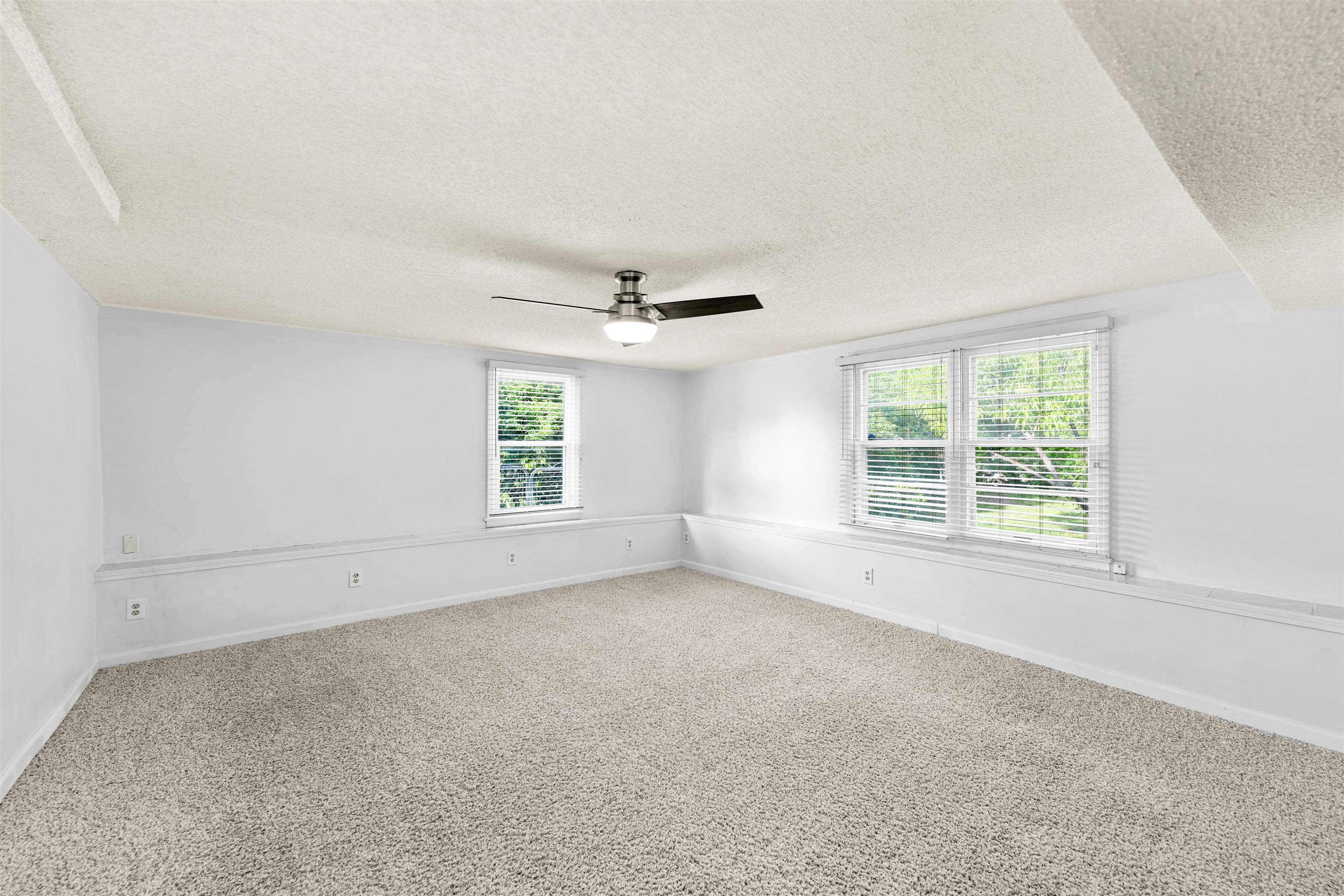 919 Sunrise Dr, Salina, Kansas image 11