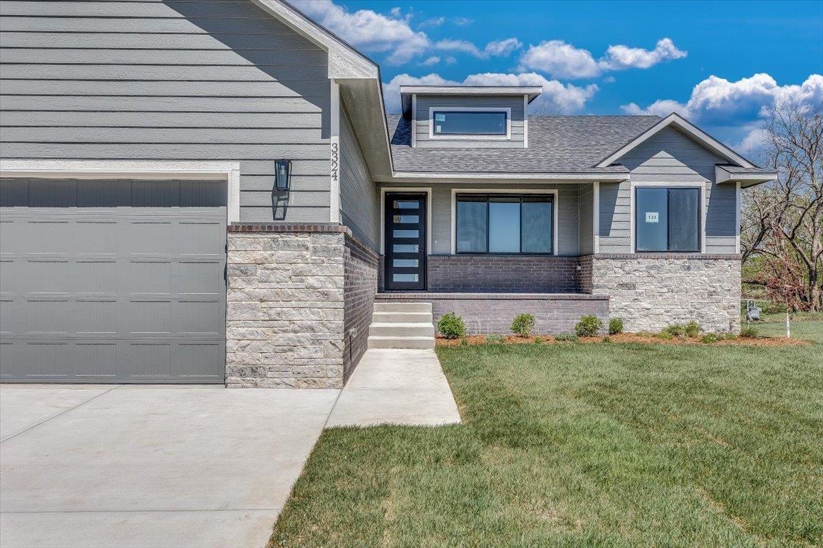 3323 S Linden Ct, Wichita, Virginia image 1