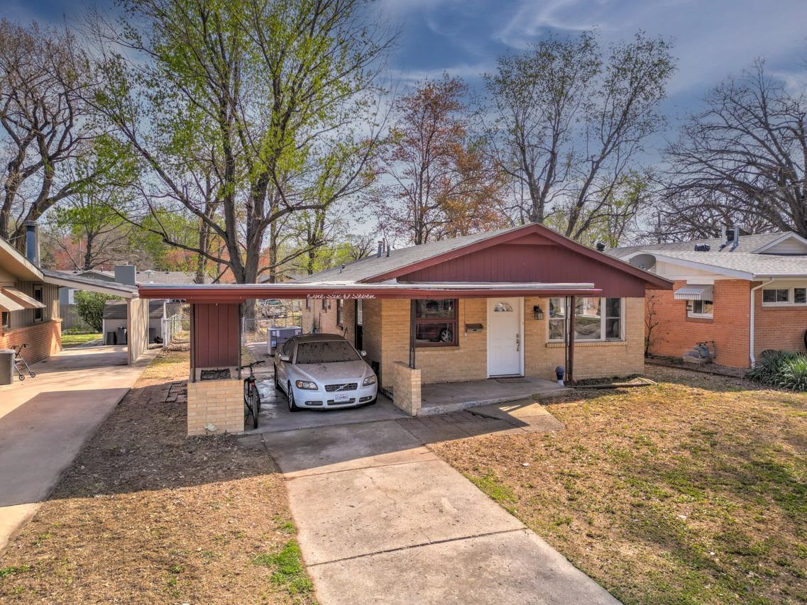 1607 Ann St, Winfield, Kansas image 3