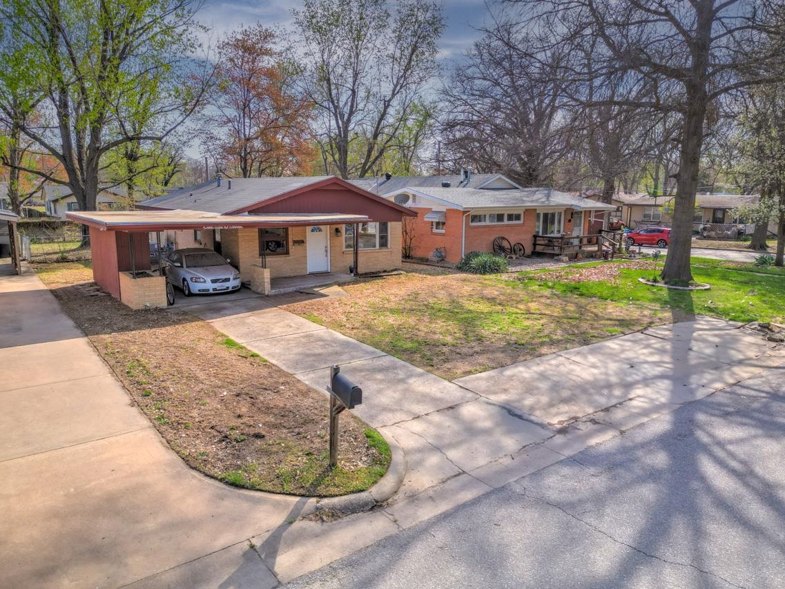 1607 Ann St, Winfield, Kansas image 1