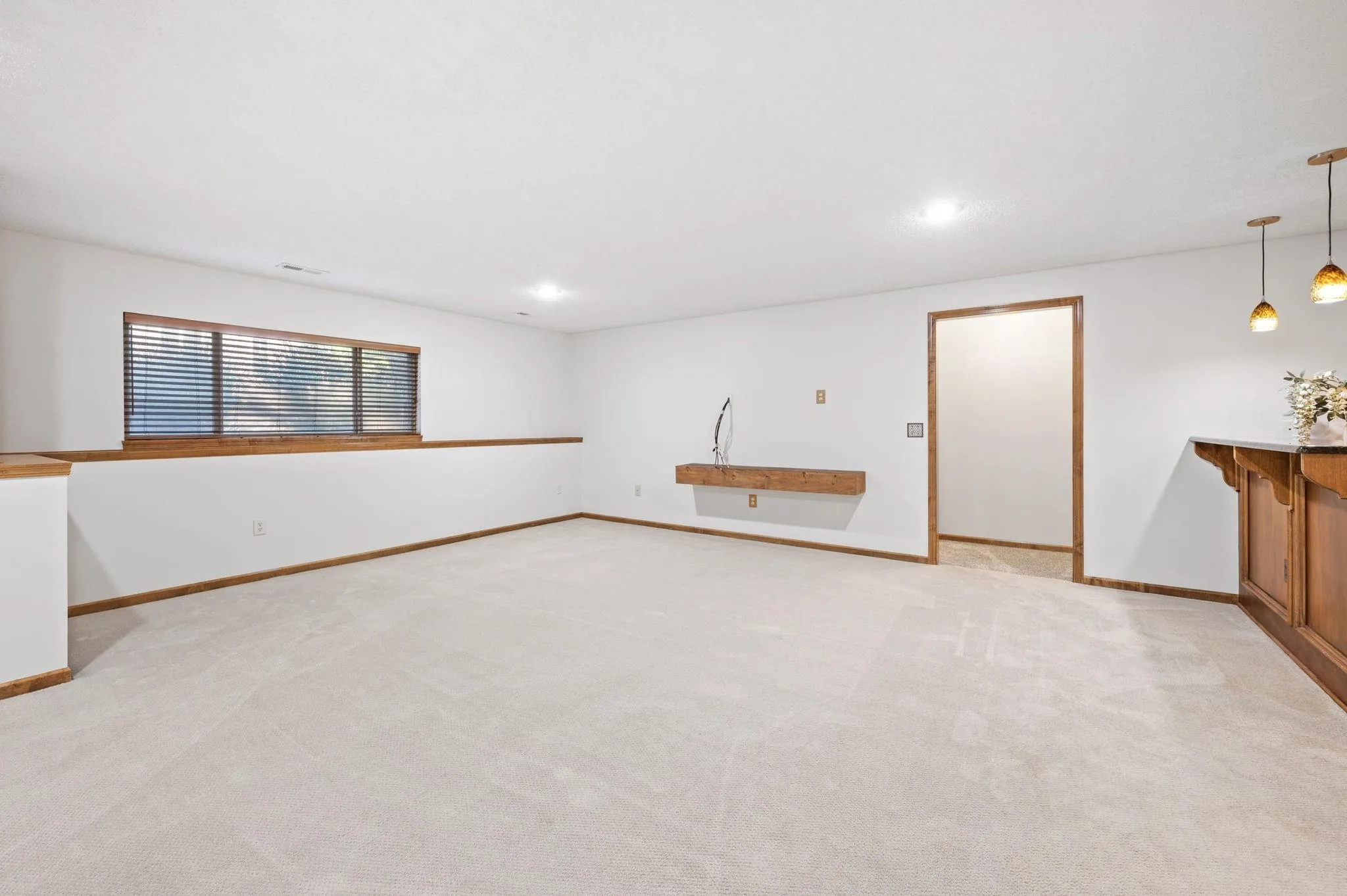 Wichita, Kansas 67235, United States, 5 Bedrooms Bedrooms, ,3 BathroomsBathrooms,Residential,Active,192621