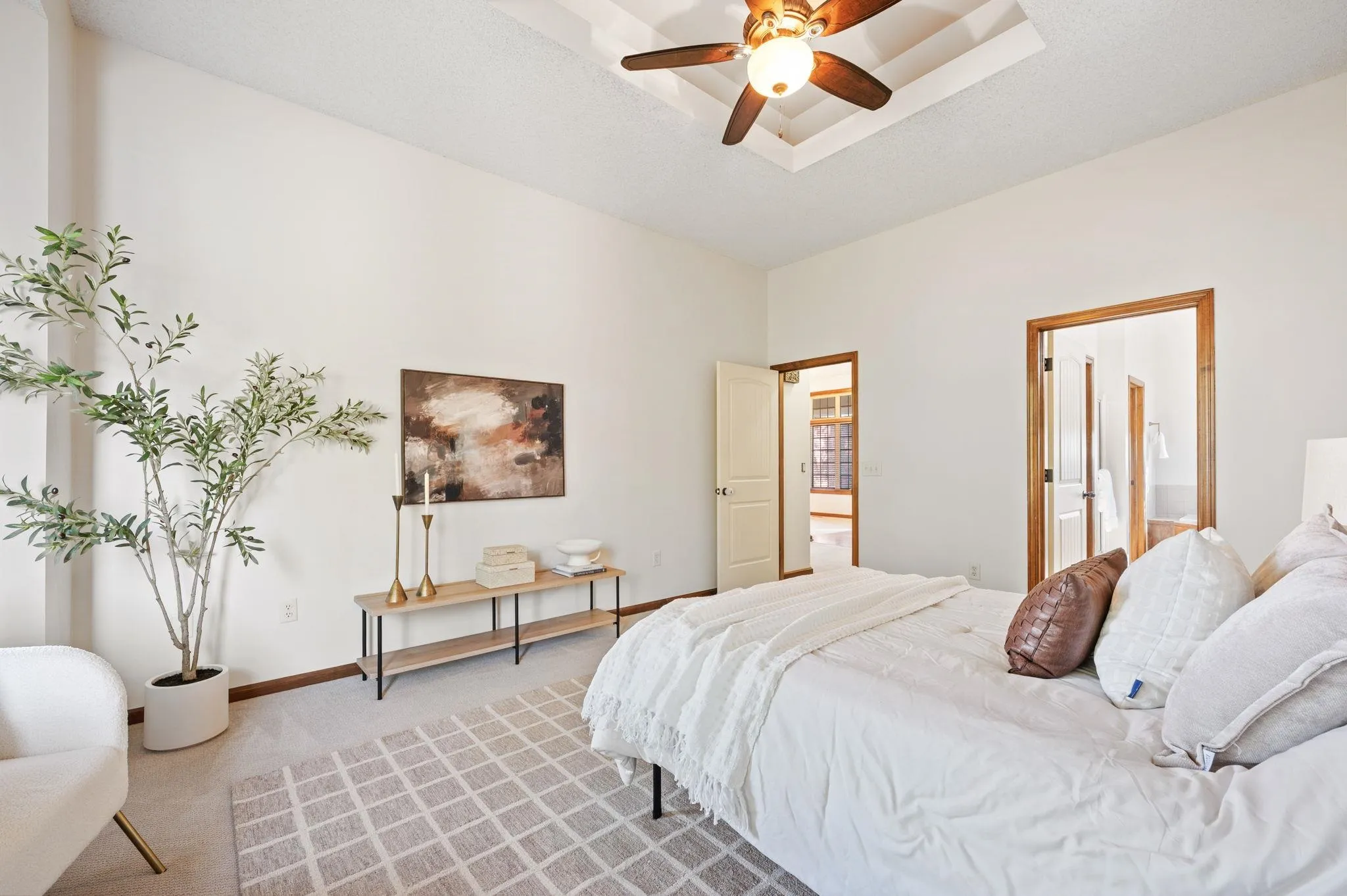 Wichita, Kansas 67235, United States, 5 Bedrooms Bedrooms, ,3 BathroomsBathrooms,Residential,Active,192621