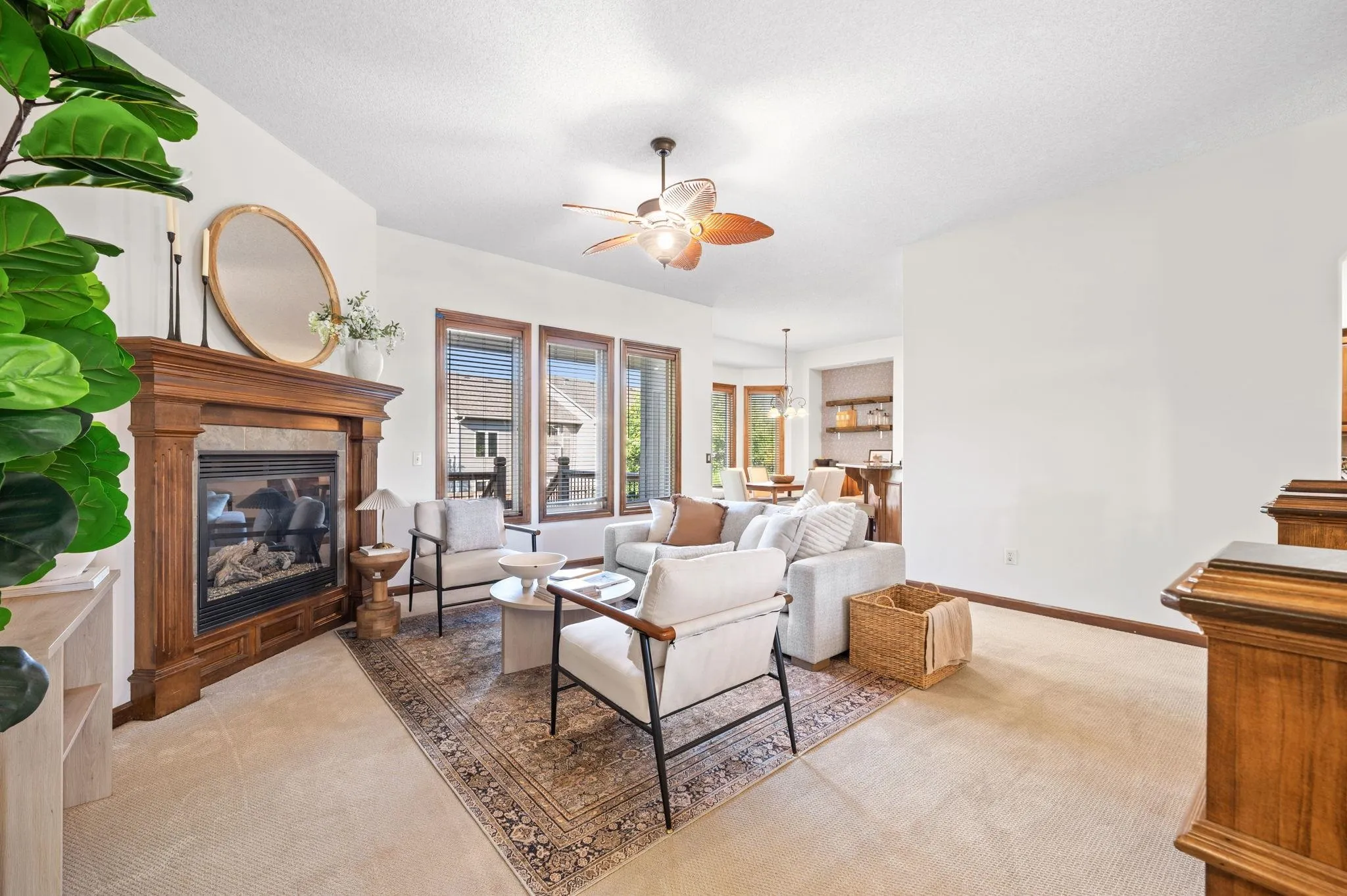 Wichita, Kansas 67235, United States, 5 Bedrooms Bedrooms, ,3 BathroomsBathrooms,Residential,Active,192621