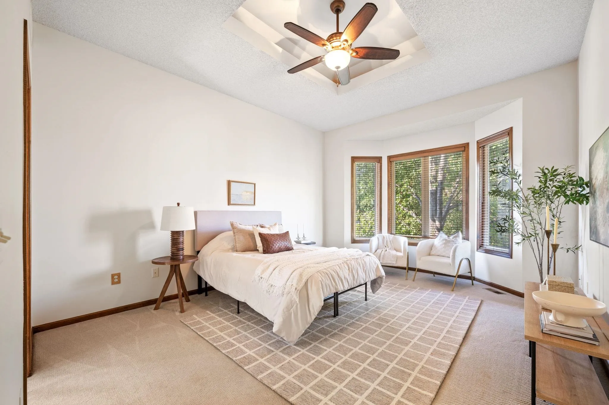 Wichita, Kansas 67235, United States, 5 Bedrooms Bedrooms, ,3 BathroomsBathrooms,Residential,Active,192621