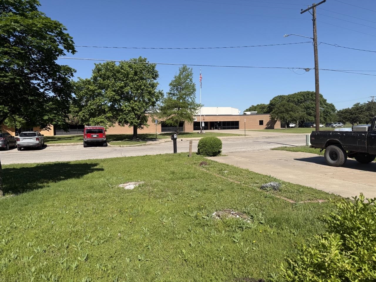 915 N Plum St, Wellington, Kansas image 5