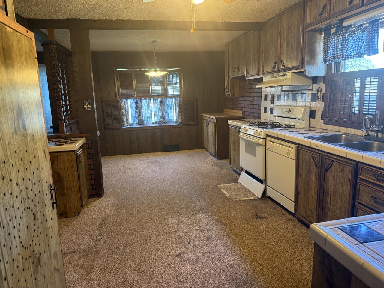 915 N Plum St, Wellington, Kansas image 20