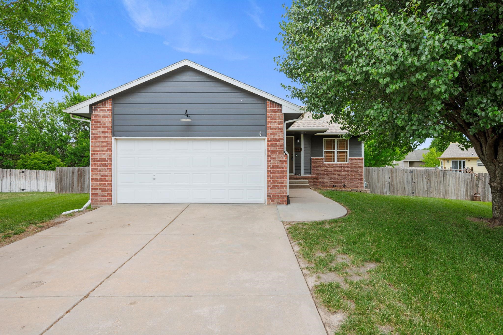 1844 N Honeysuckle Cir, Andover, Kansas image 5
