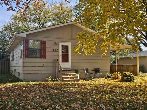 Homes For Sale - 432 N Roosevelt St<br/> Mcpherson County, Lindsborg, KS 67456