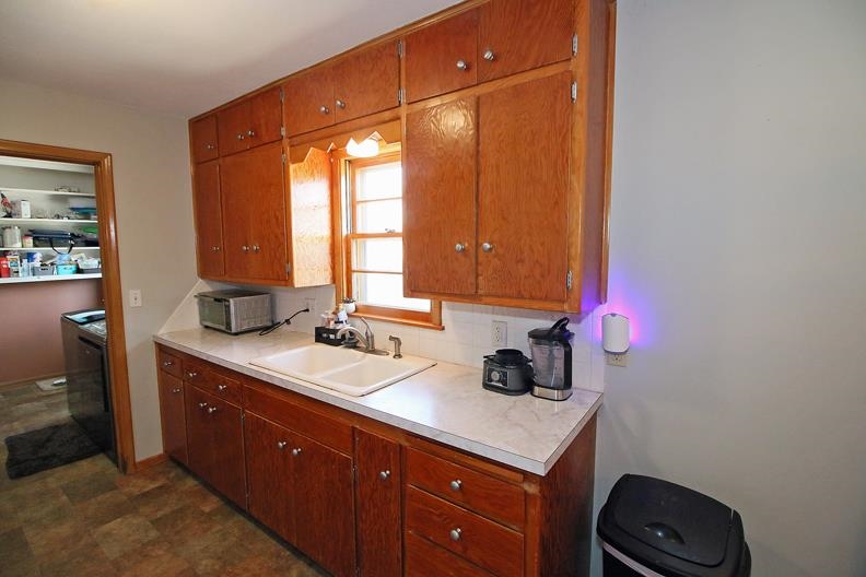 214 Sunset Ave, Haysville, Kansas image 8