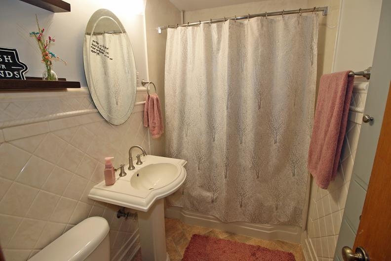 214 Sunset Ave, Haysville, Kansas image 12