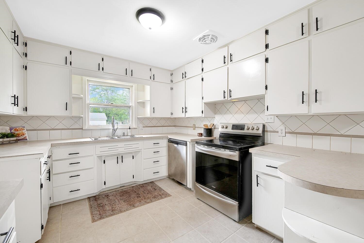 2404 E Skinner St, Wichita, Virginia image 9