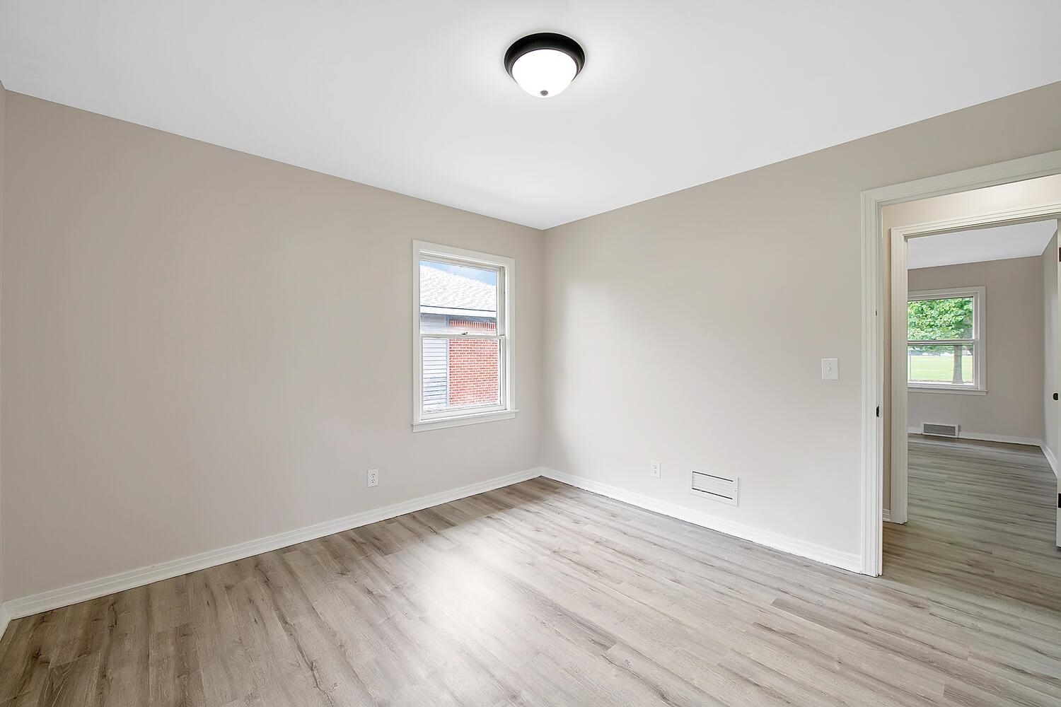 2404 E Skinner St, Wichita, Virginia image 19