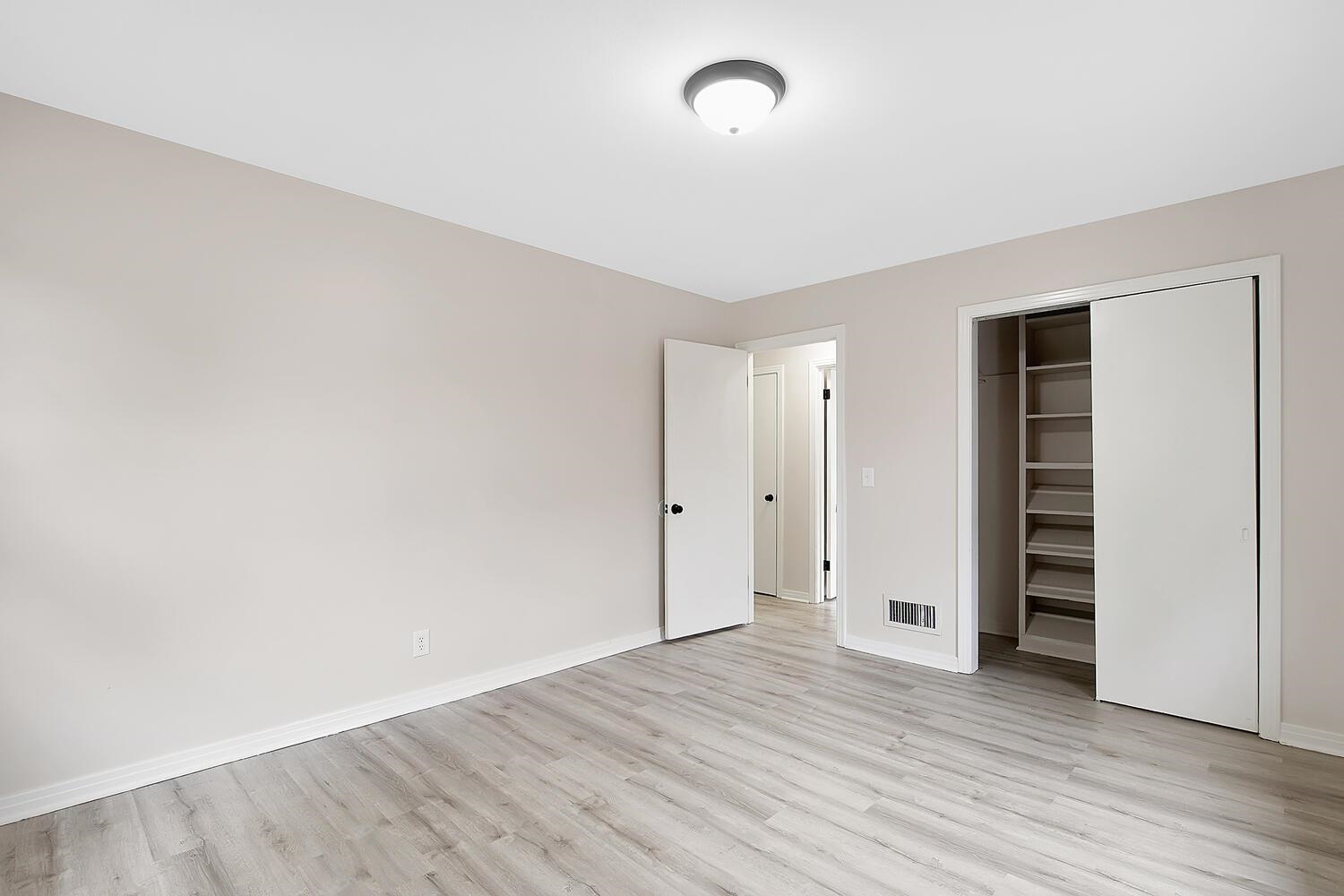 2404 E Skinner St, Wichita, Virginia image 22