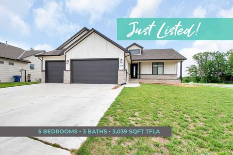 Homes For Sale - 2246 S Nicole Cir<br/> Andover, KS 67002