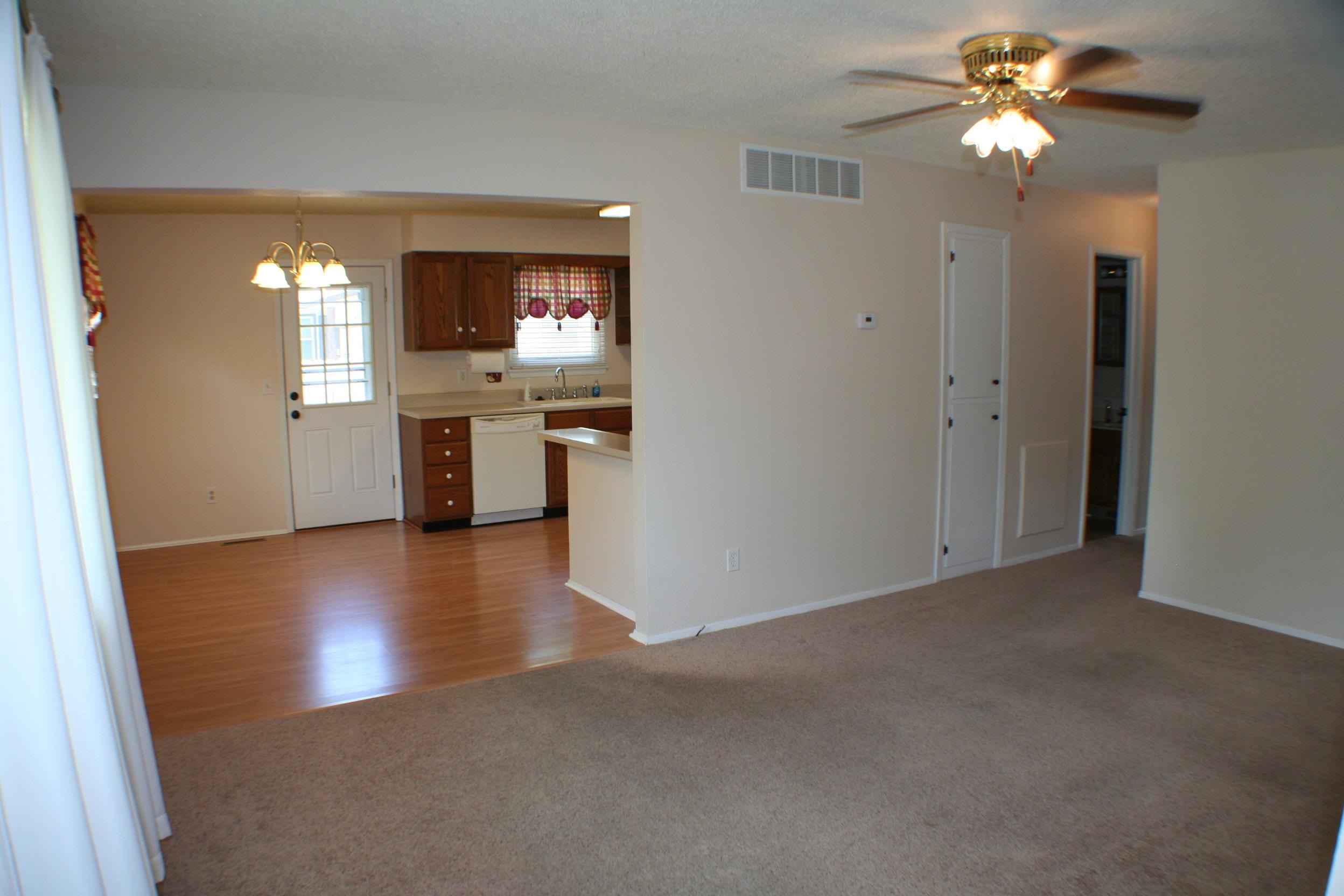 601 E Freeman Ave, Haysville, Kansas image 7