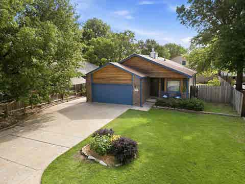 Homes For Sale - 3912 S Arapaho St<br/> Sedgwick County, Wichita, KS 67215