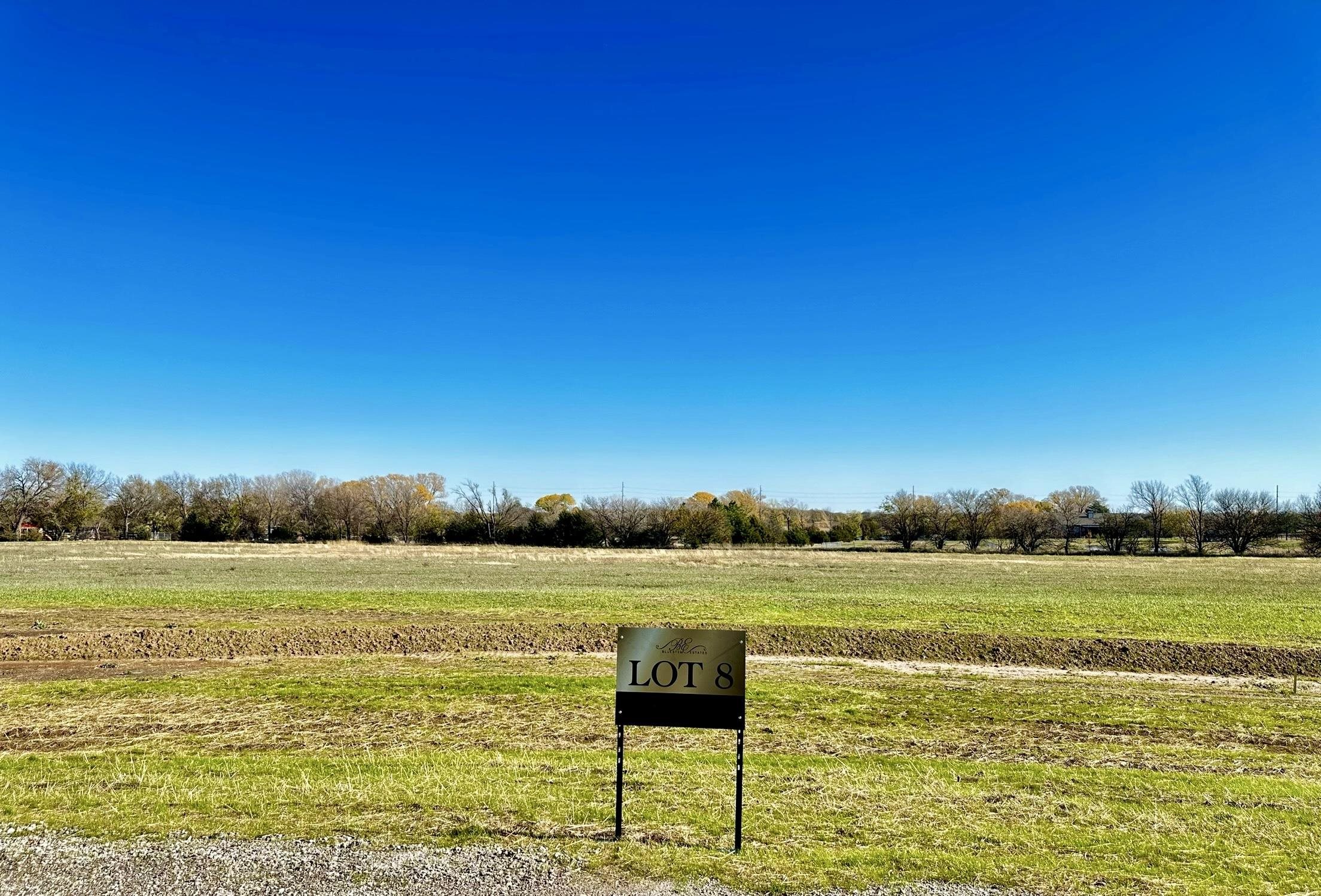 8 Cypress St, Derby, Kansas image 1