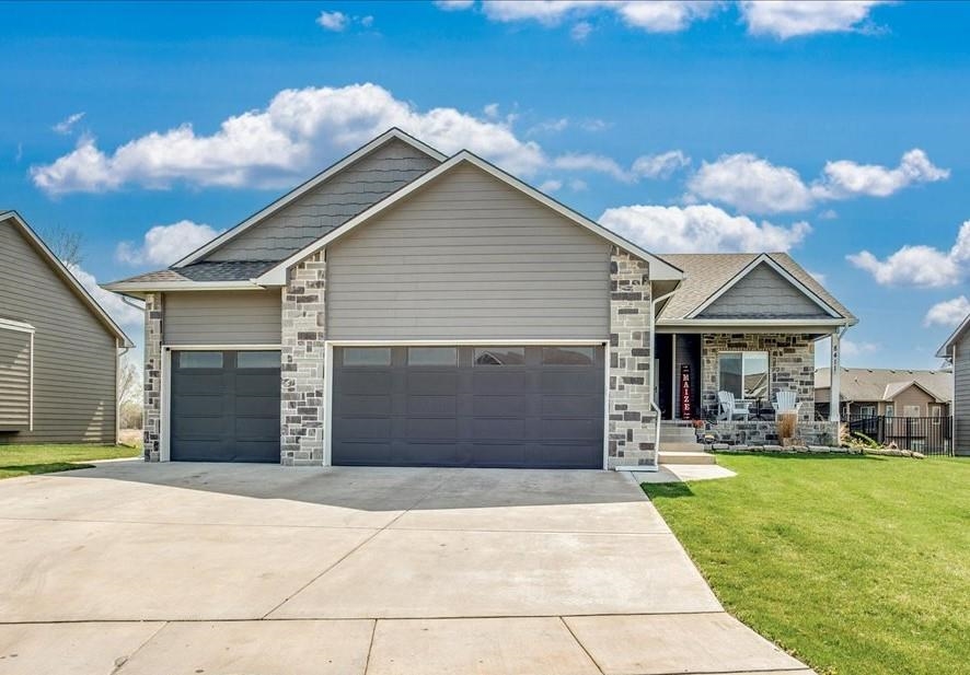 8411 W Coral St, Maize, Kansas image 1