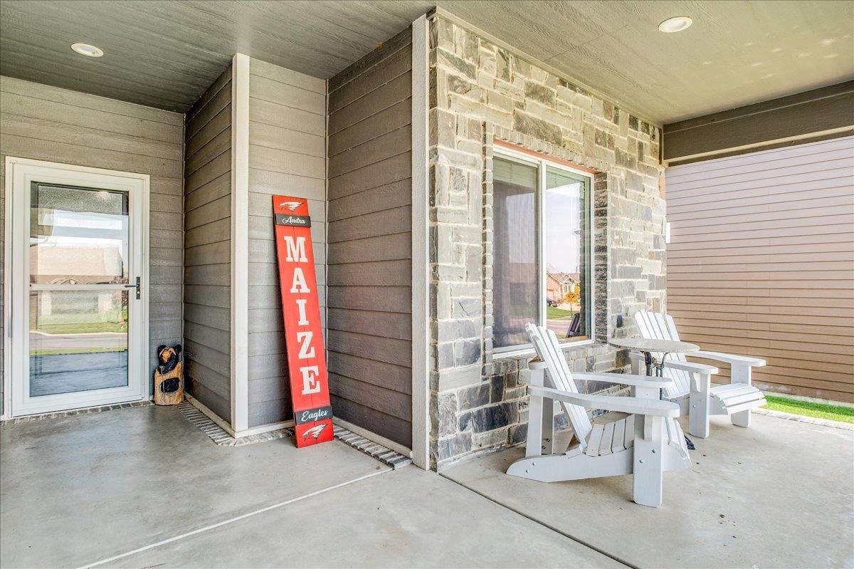 8411 W Coral St, Maize, Kansas image 3