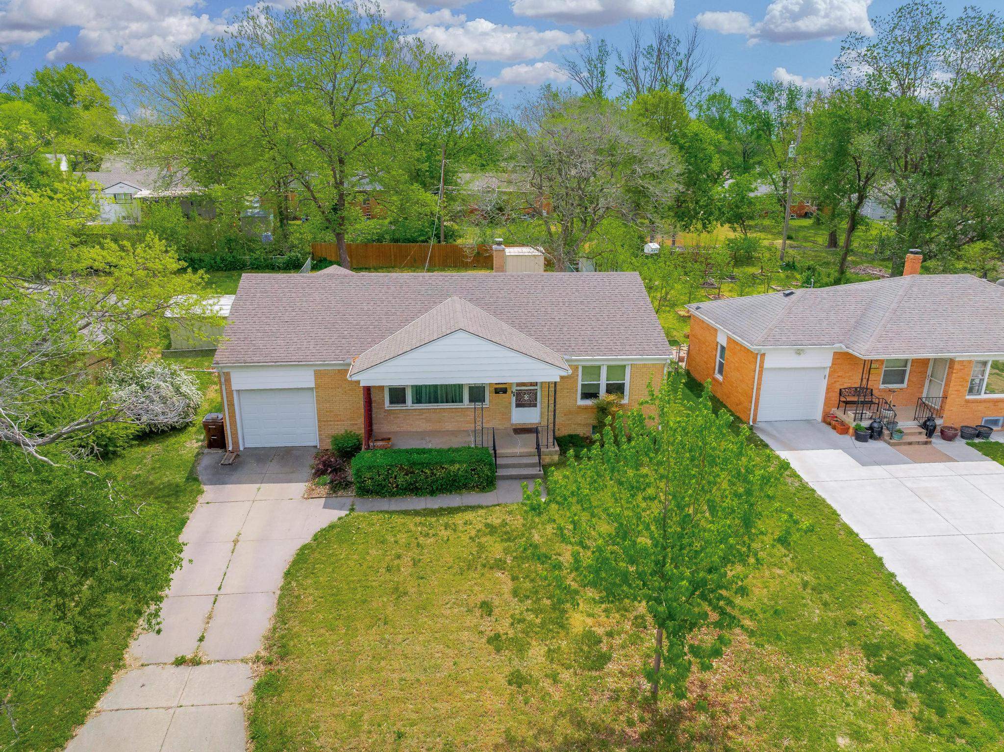 1114 S Fabrique Dr, Wichita, Kansas image 35