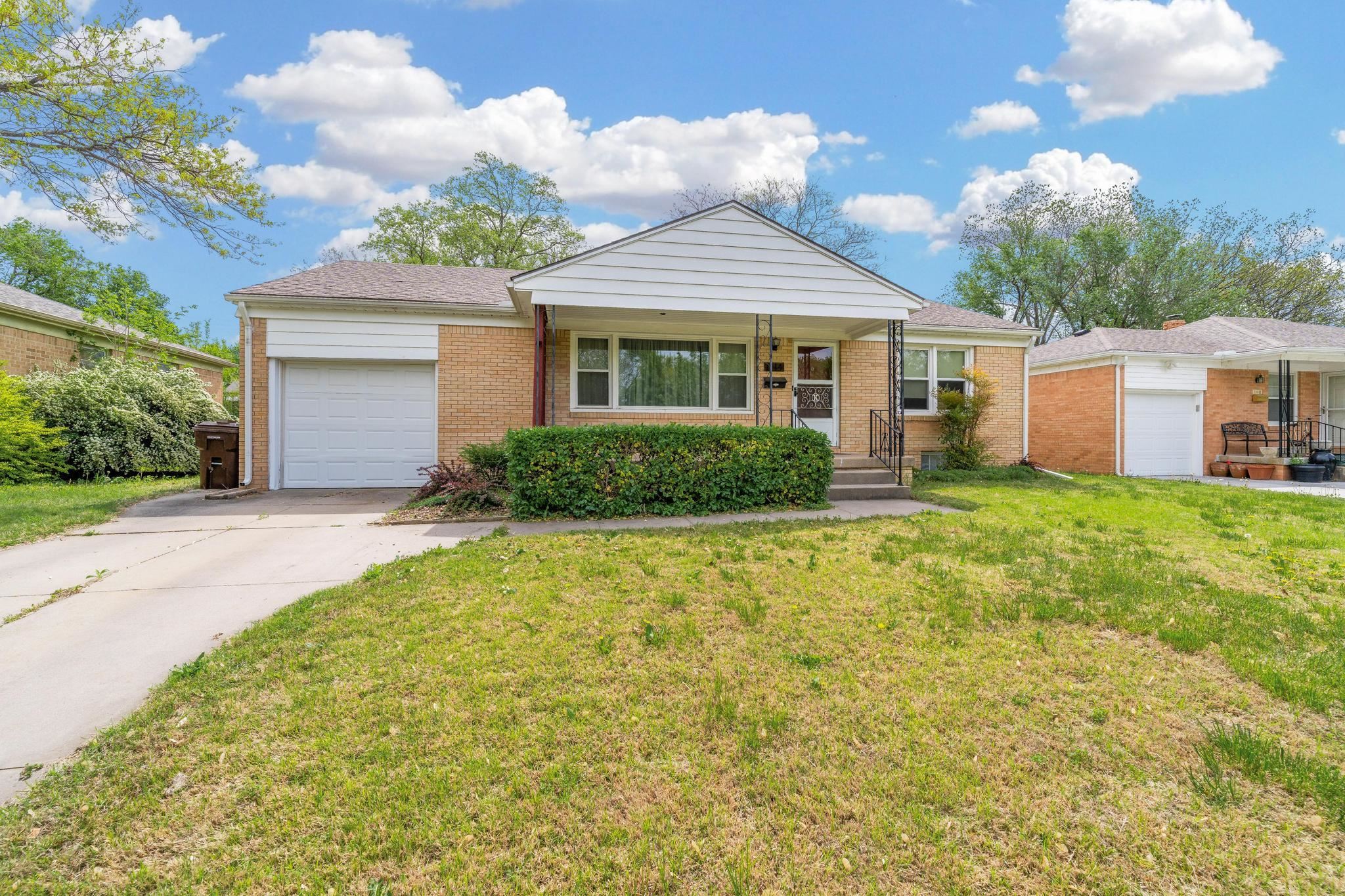 1114 S Fabrique Dr, Wichita, Kansas image 1
