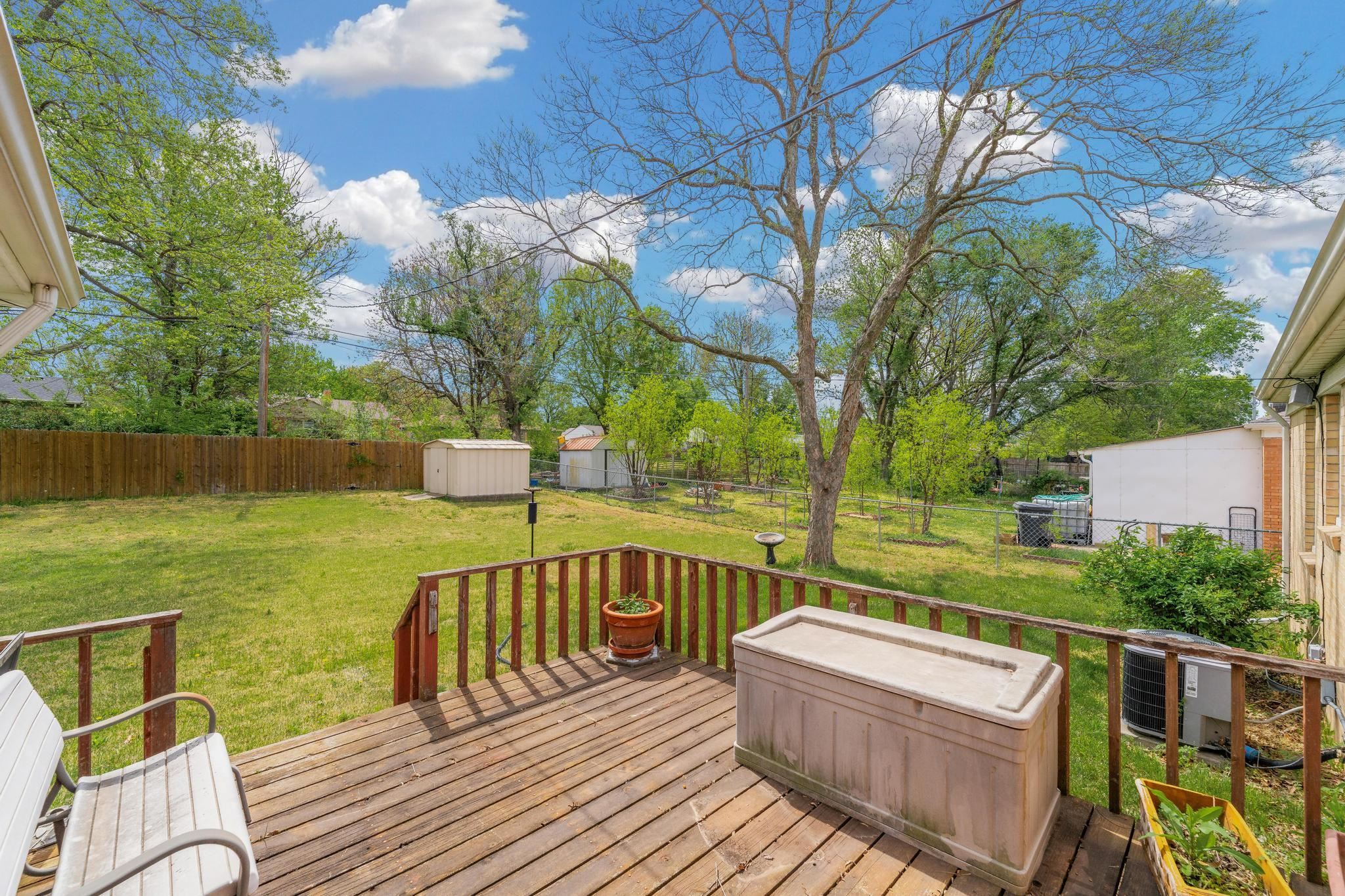 1114 S Fabrique Dr, Wichita, Kansas image 28