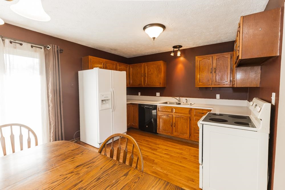 2219 Shalimar Dr, Salina, Kansas image 6