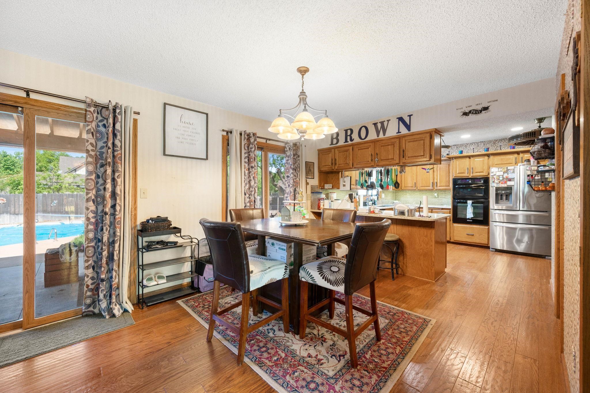 607 S Partridge Ln, Derby, Virginia image 16