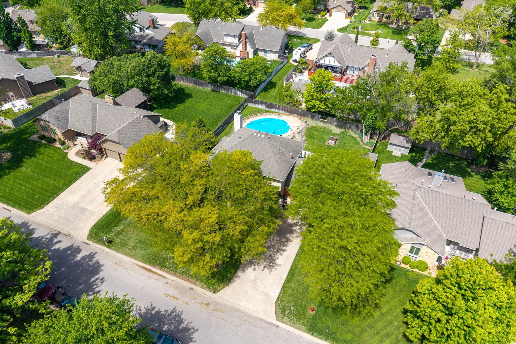 607 S Partridge Ln, Derby, Virginia image 4