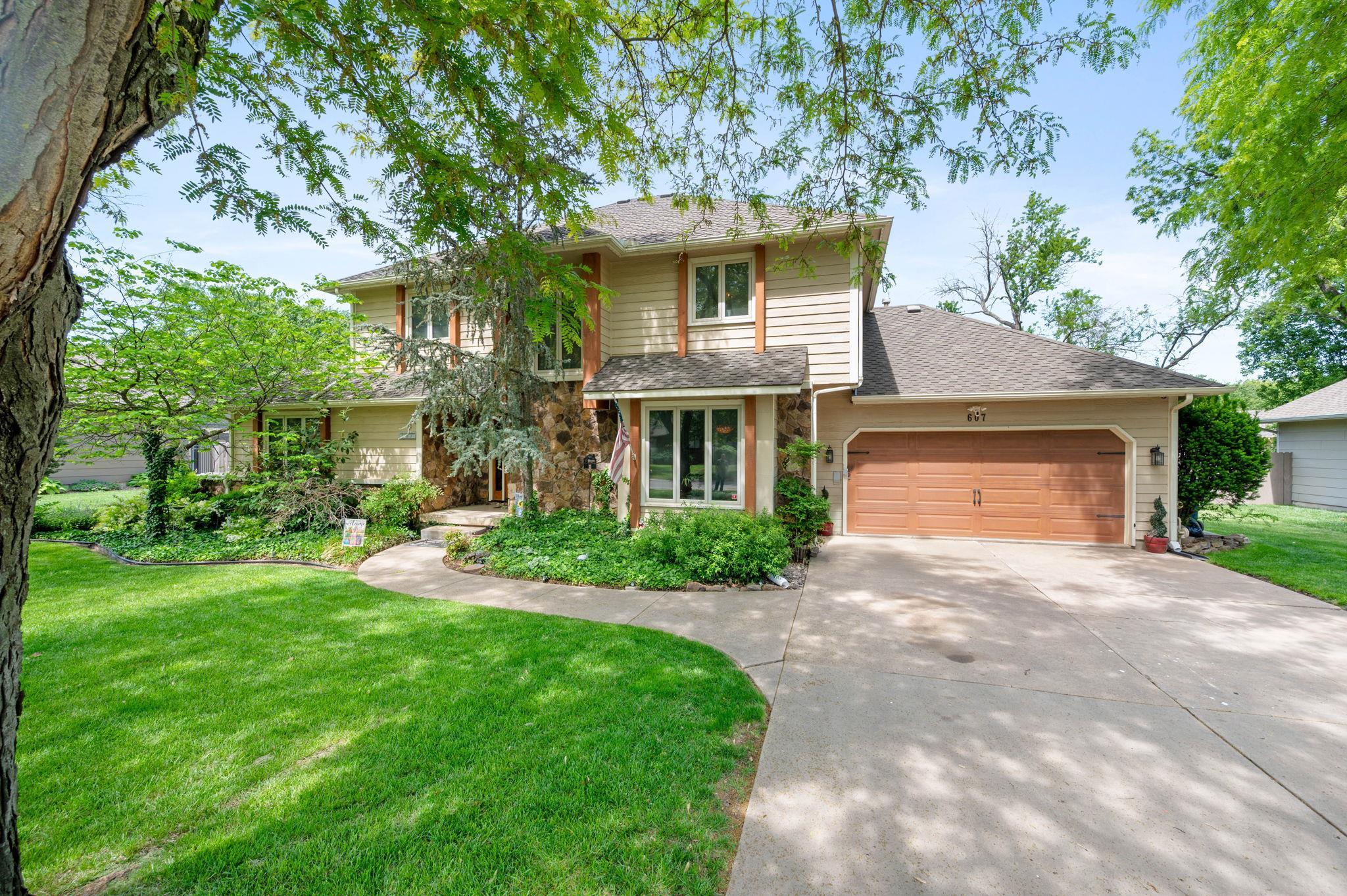 607 S Partridge Ln, Derby, Virginia image 3