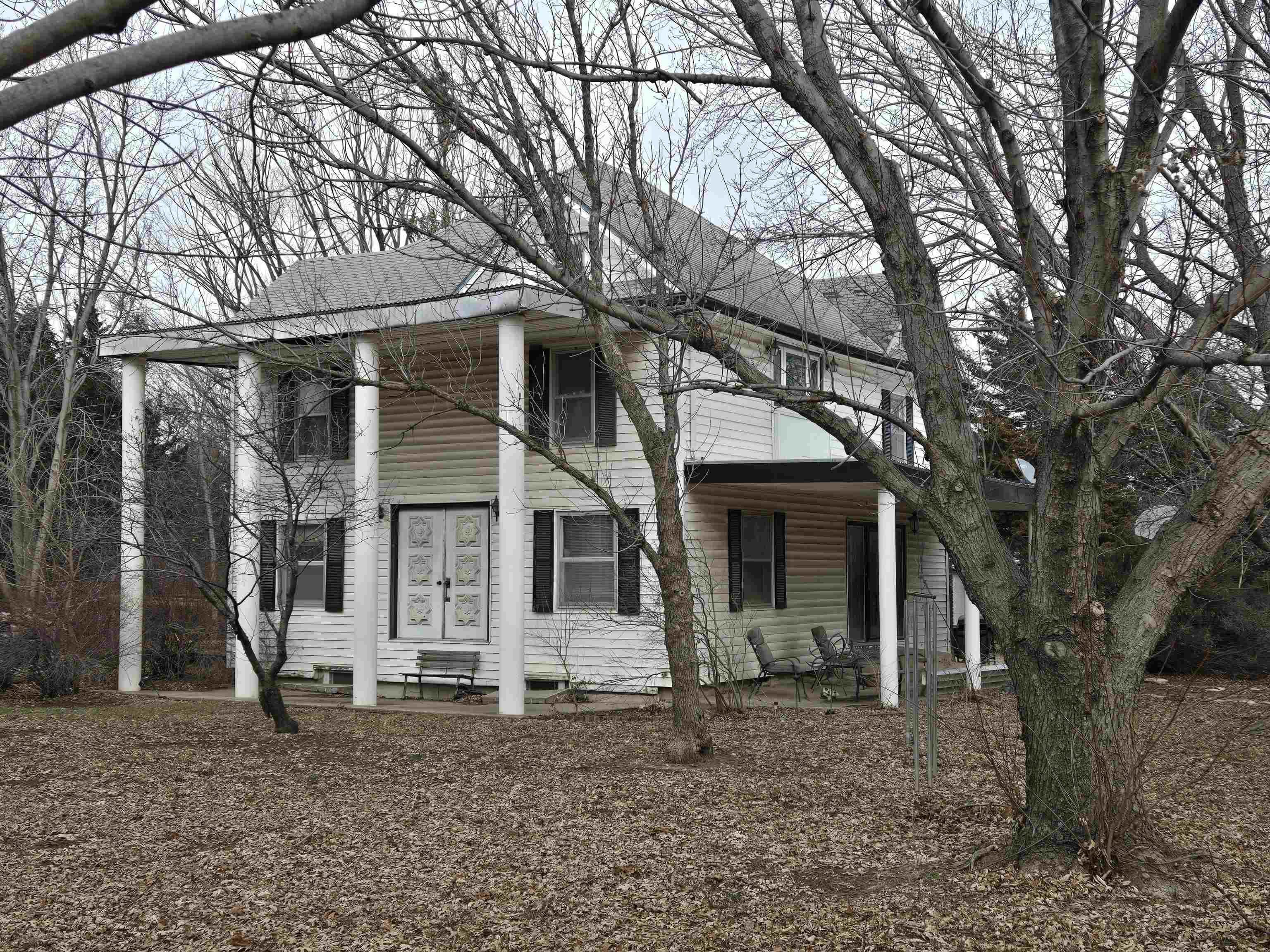 1196 27th Ave, Canton, Kansas image 3