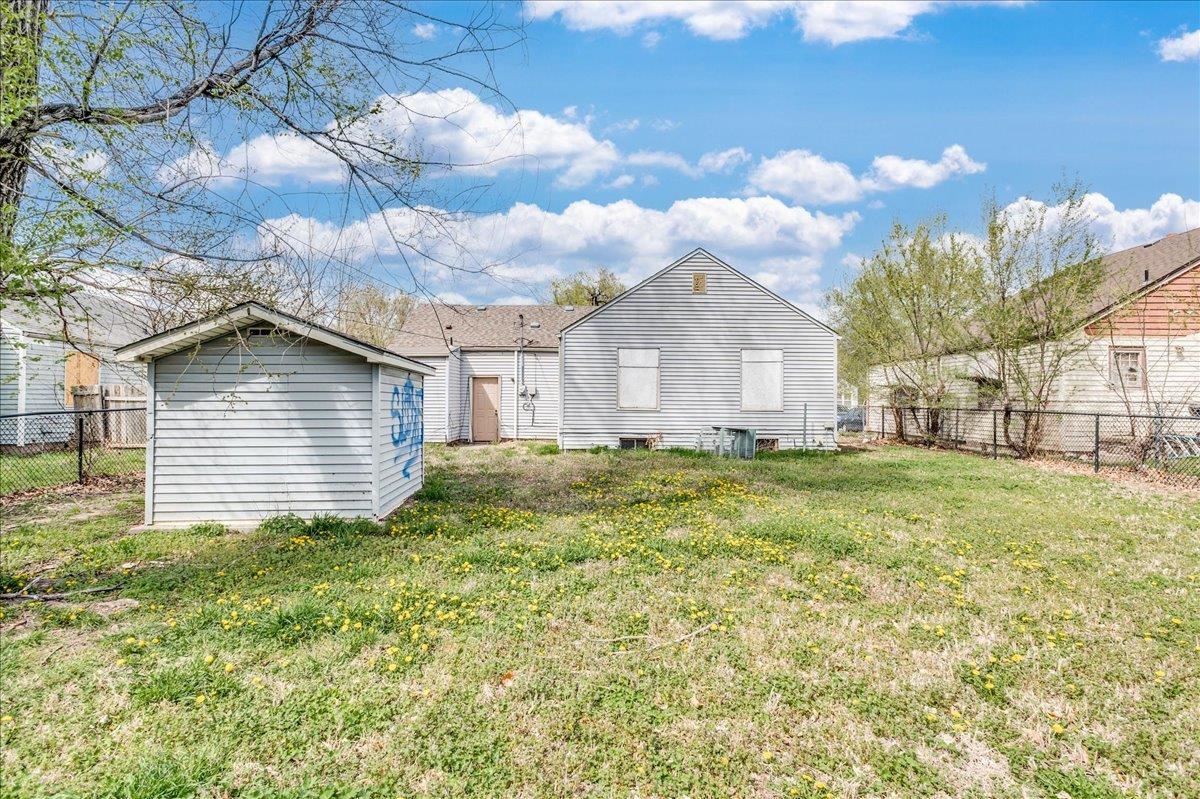 2027 E Mossman Ave, Wichita, Kansas image 11