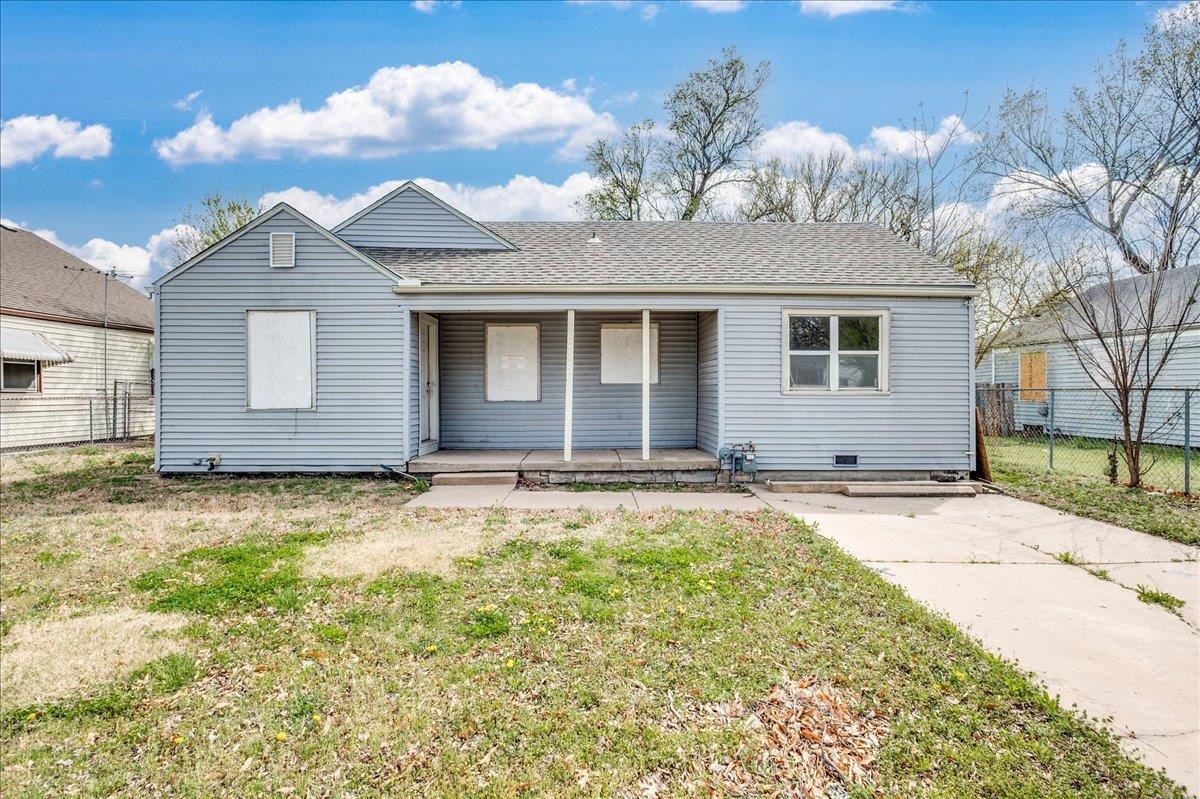 2027 E Mossman Ave, Wichita, Kansas image 1