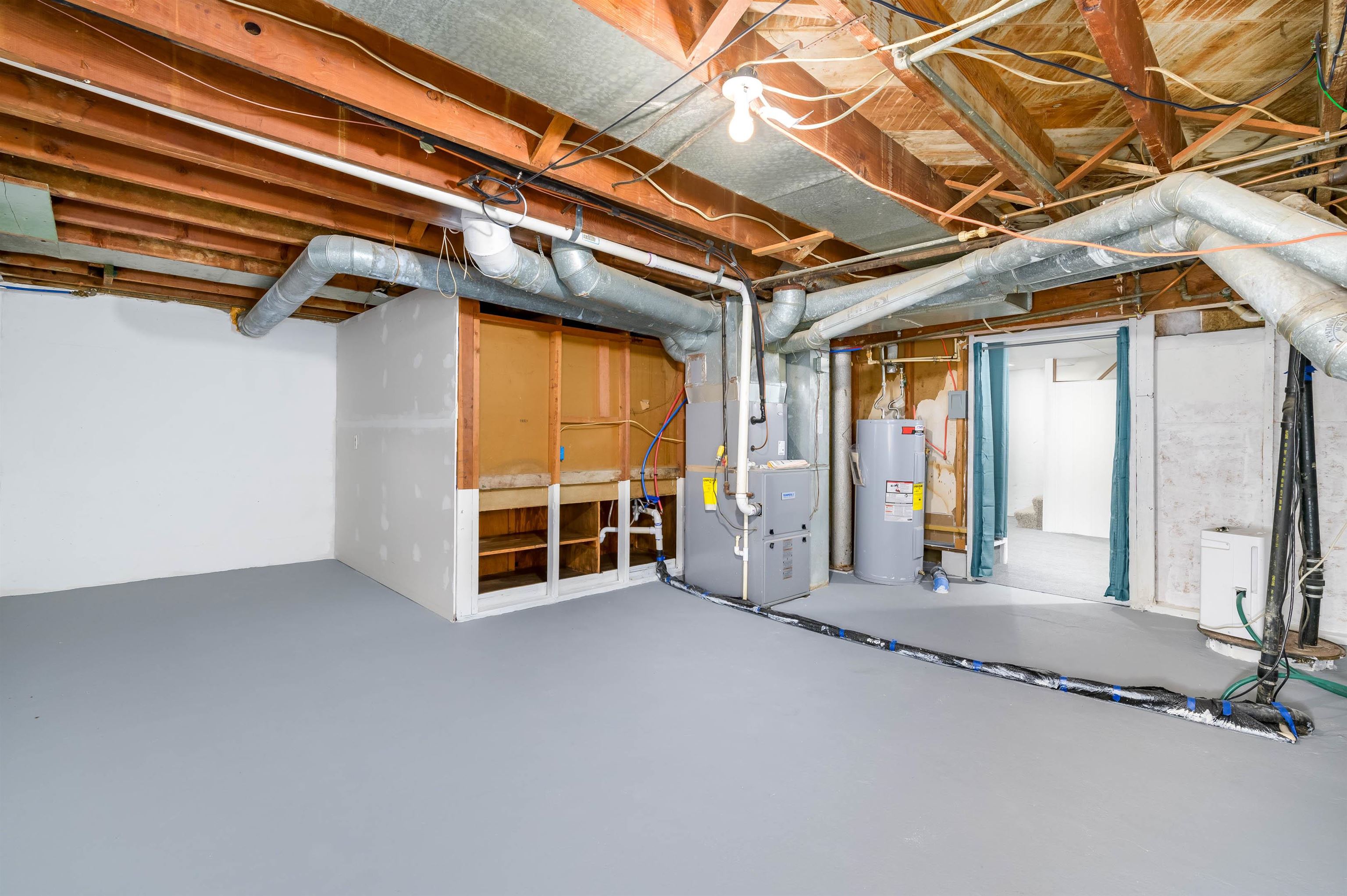 Augusta, Kansas 67010, United States, 4 Bedrooms Bedrooms, ,2 BathroomsBathrooms,Residential,Pending,63662