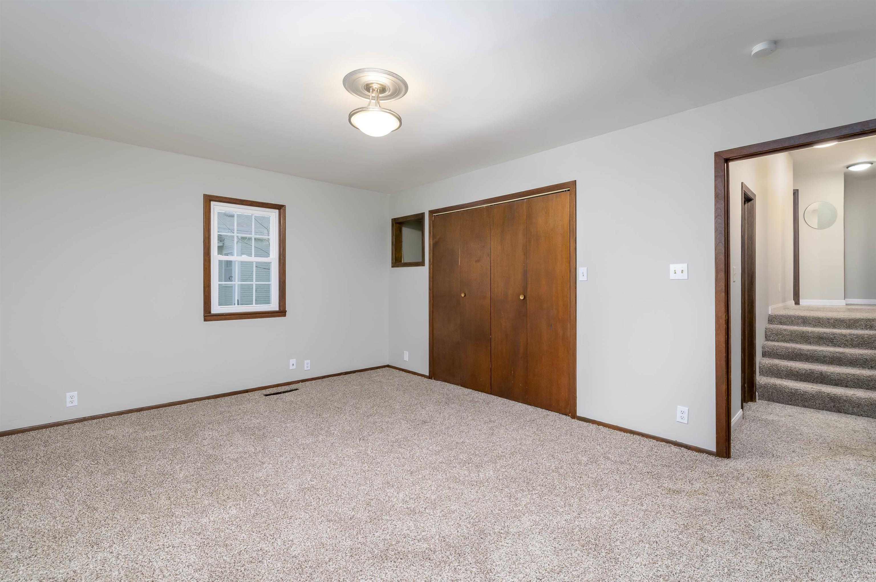 Augusta, Kansas 67010, United States, 4 Bedrooms Bedrooms, ,2 BathroomsBathrooms,Residential,Pending,63662